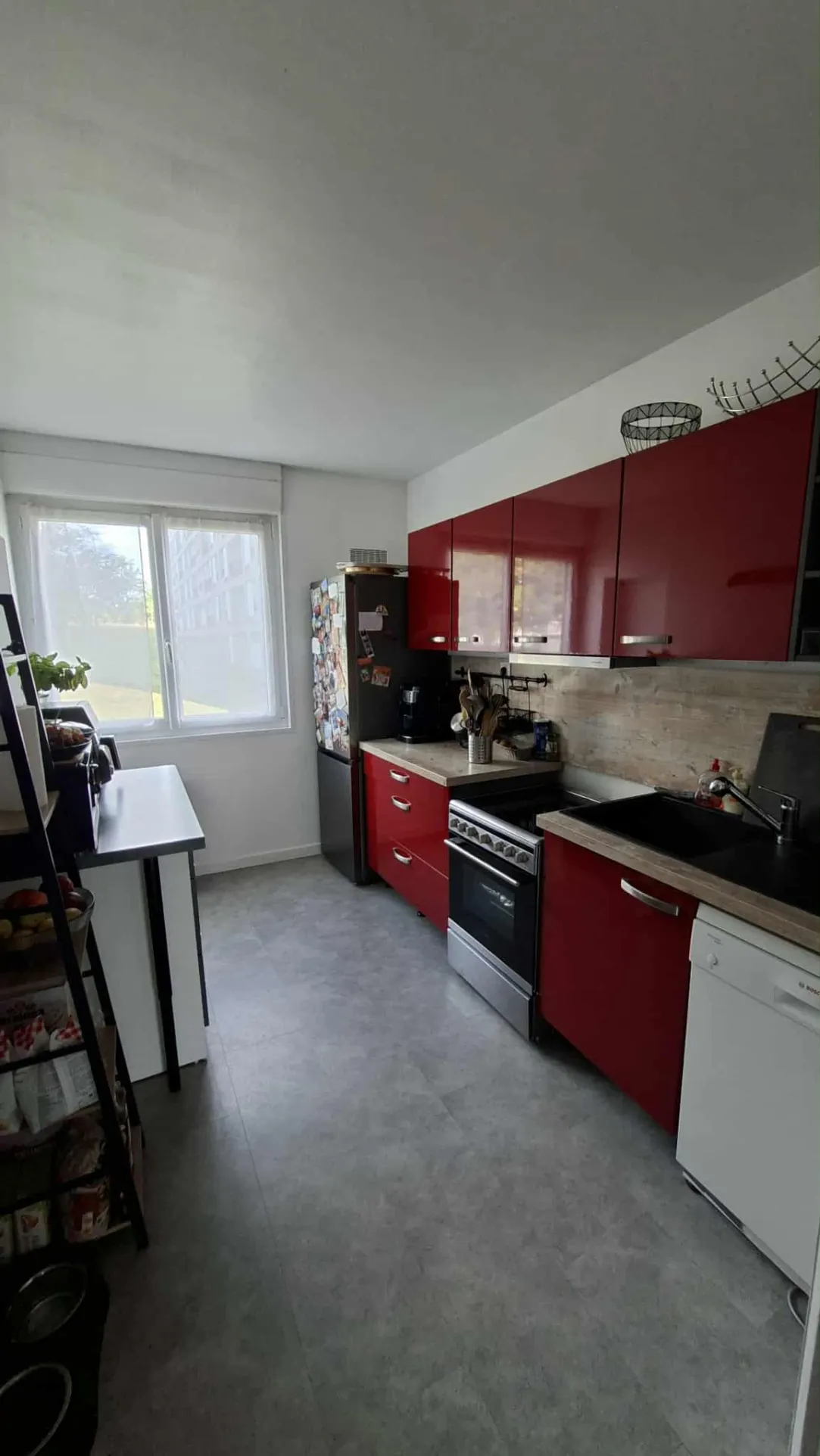 Appartement T4 à Brest avec loggia, cave et proximité des transports 