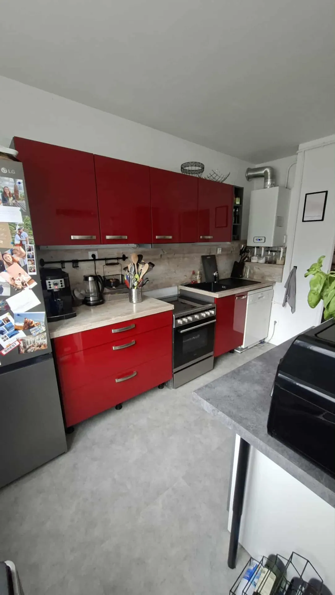 Appartement T4 à Brest avec loggia, cave et proximité des transports 