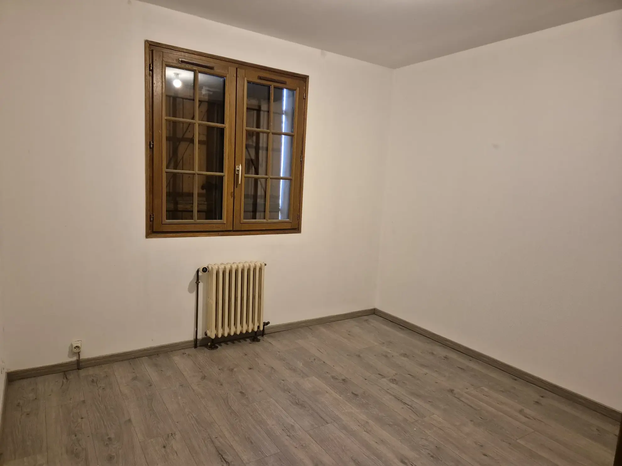 Pavillon à Saint-Dizier avec 3 chambres, jardin clos, à rafraîchir, faible consommation énergétique 