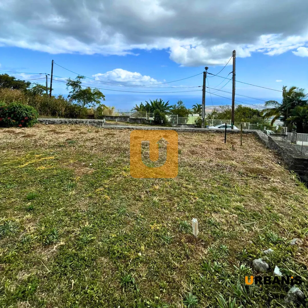 Terrain constructible de 515 m² à Bois de Nèfles Saint Paul - Potentiel d'extension