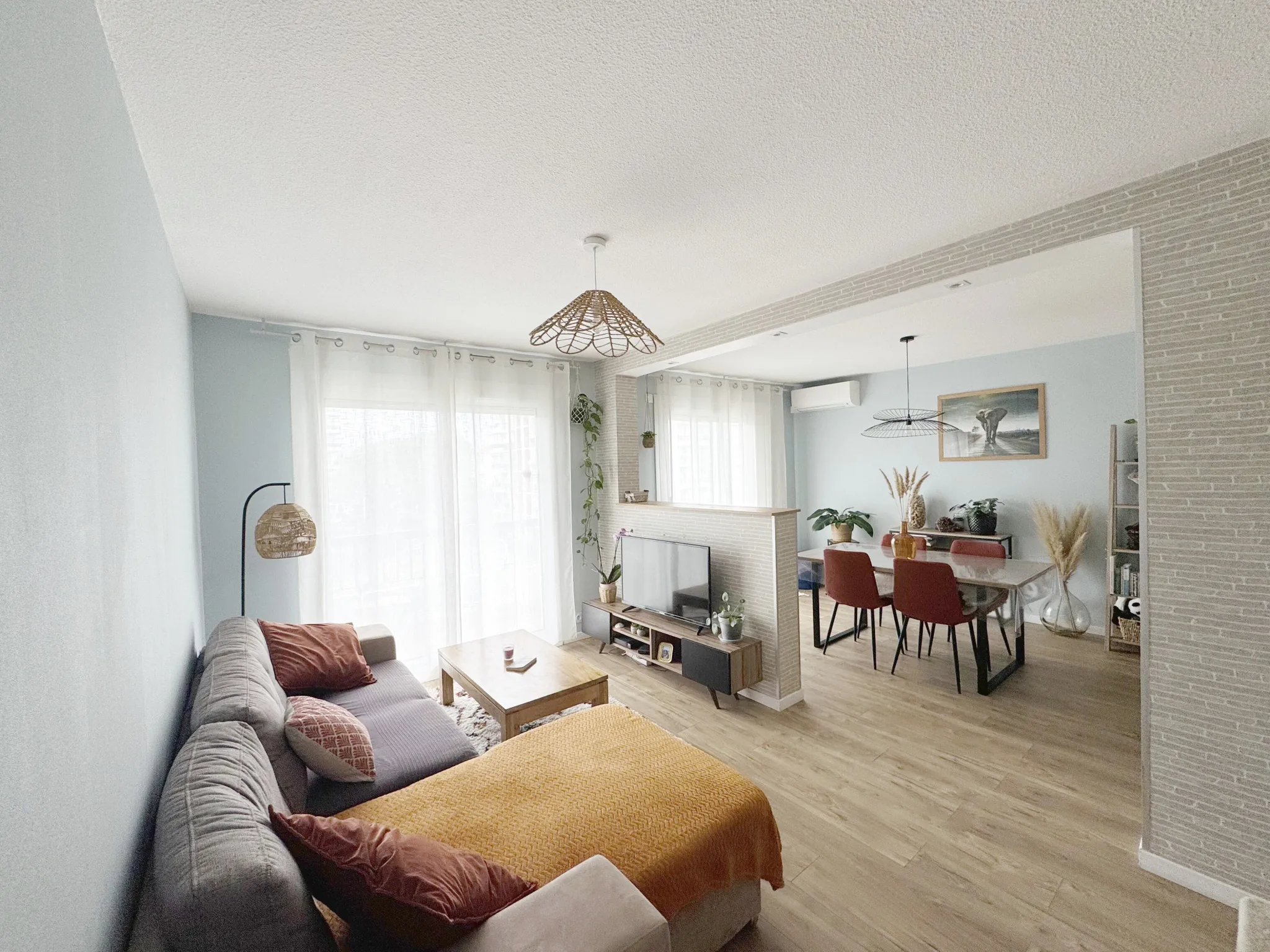 Appartement T3 rénové de 73 m² à Perpignan avec cave et balcon