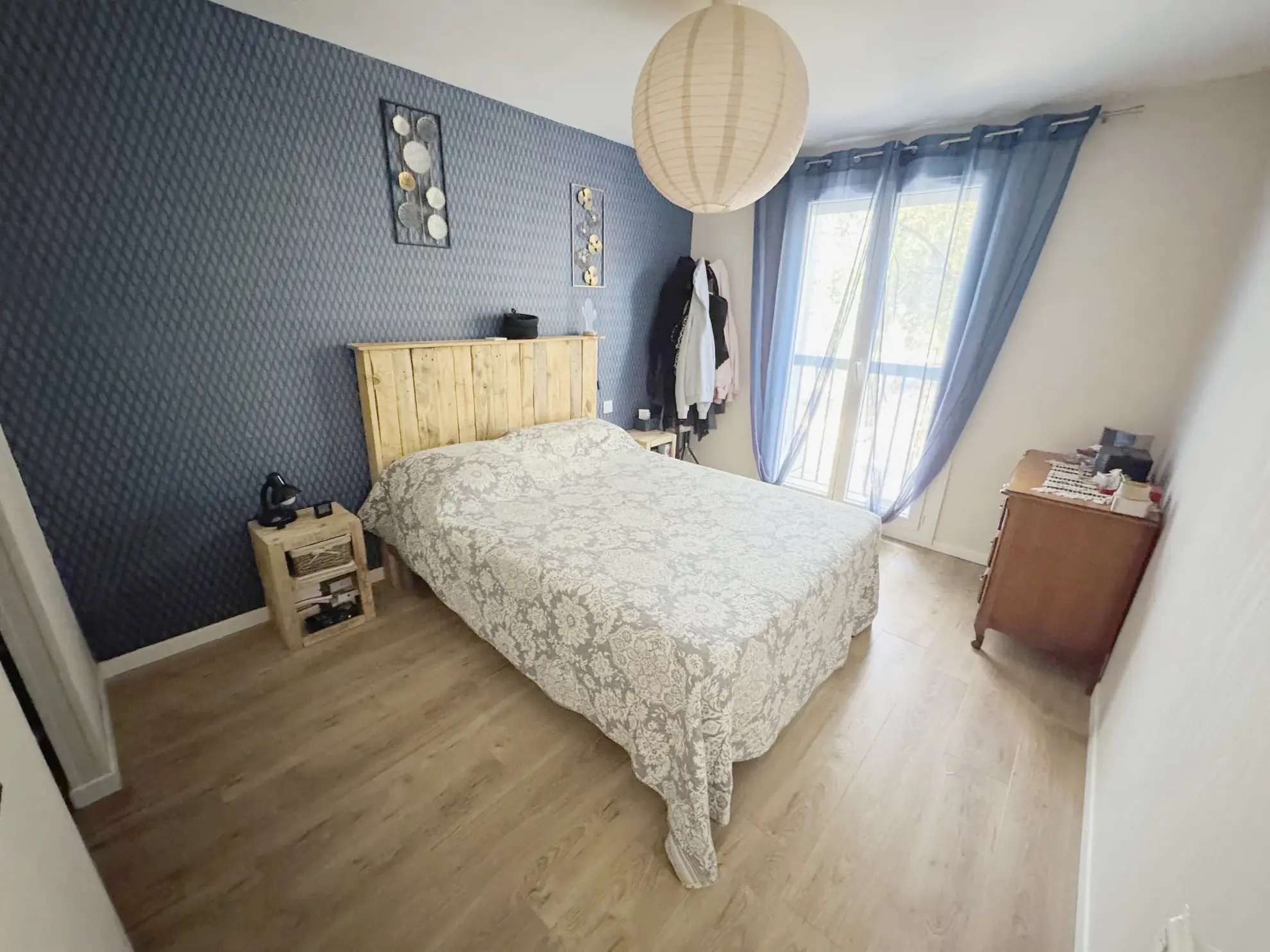 Appartement T3 rénové de 73 m² à Perpignan avec cave et balcon 