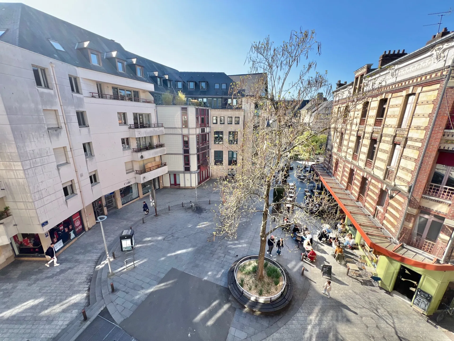 A vendre appartement T2 rénové à Rouen proche Place de la Pucelle