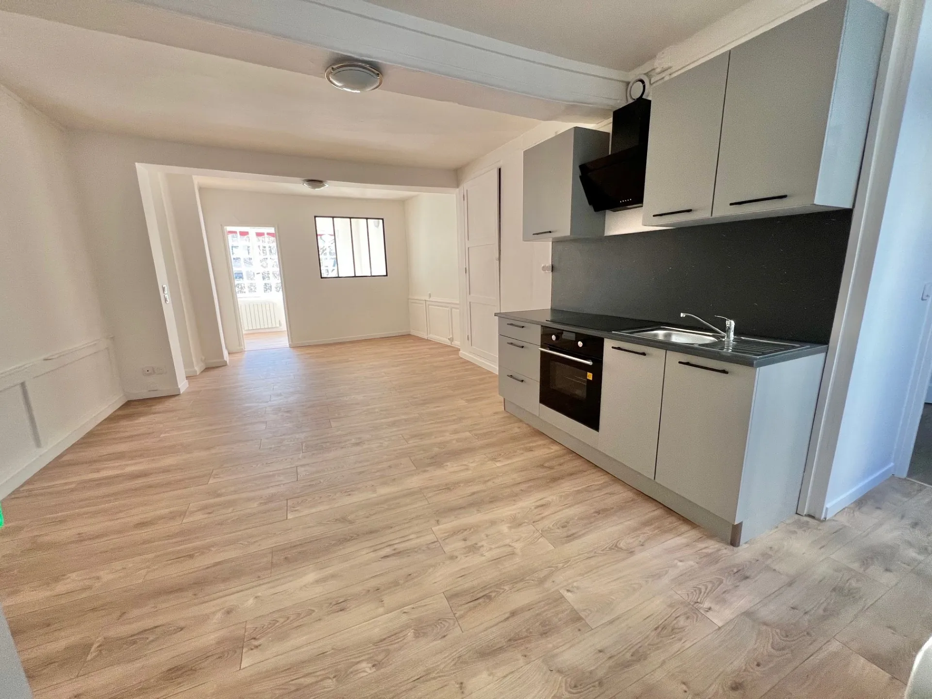 Bel appartement T2 rénové à Rouen proche de la place de la Pucelle 