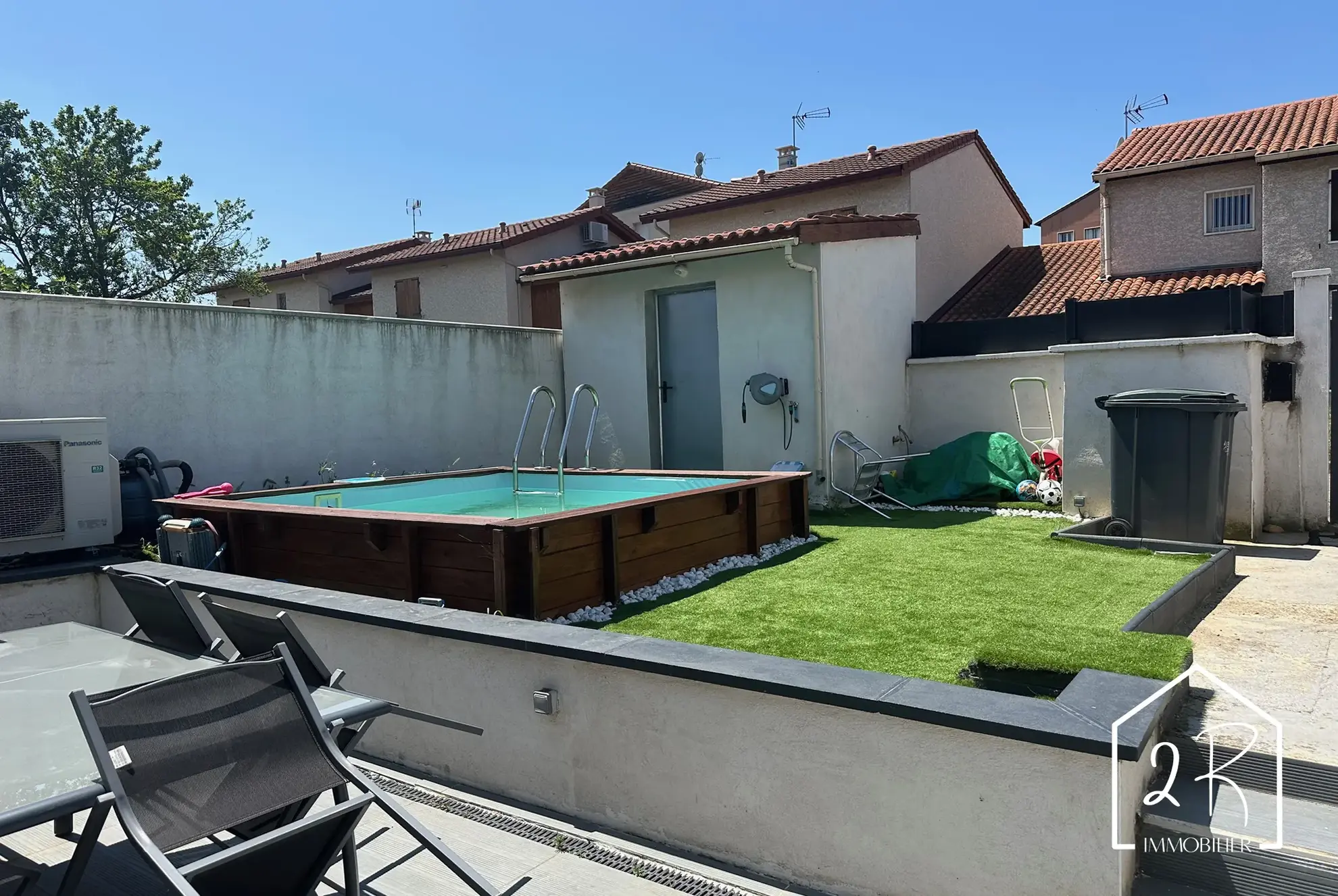 Maison de 65 m² avec piscine et terrasse à Chasse-sur-Rhône 