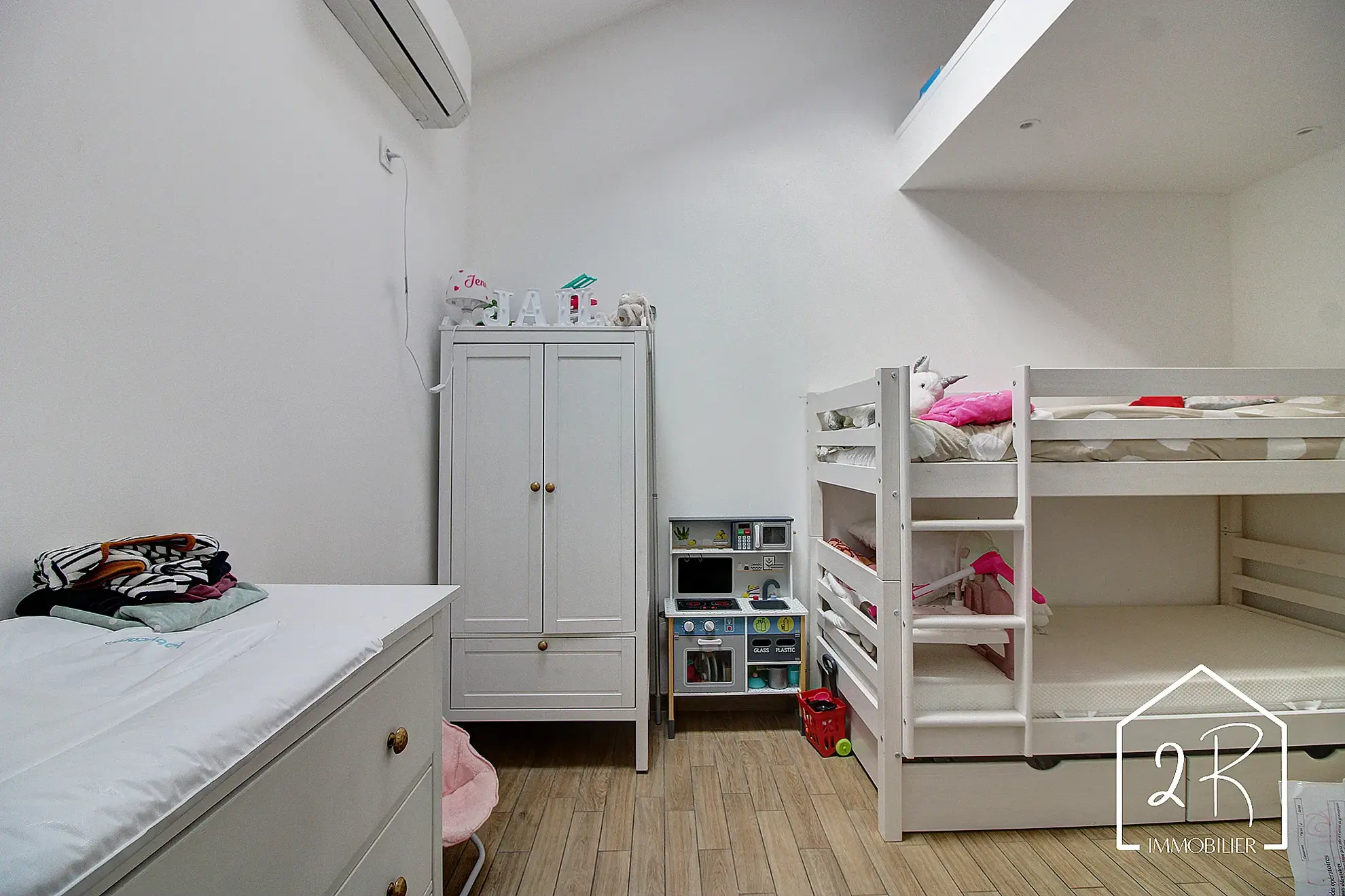 Maison de 65 m² avec piscine et terrasse à Chasse-sur-Rhône 