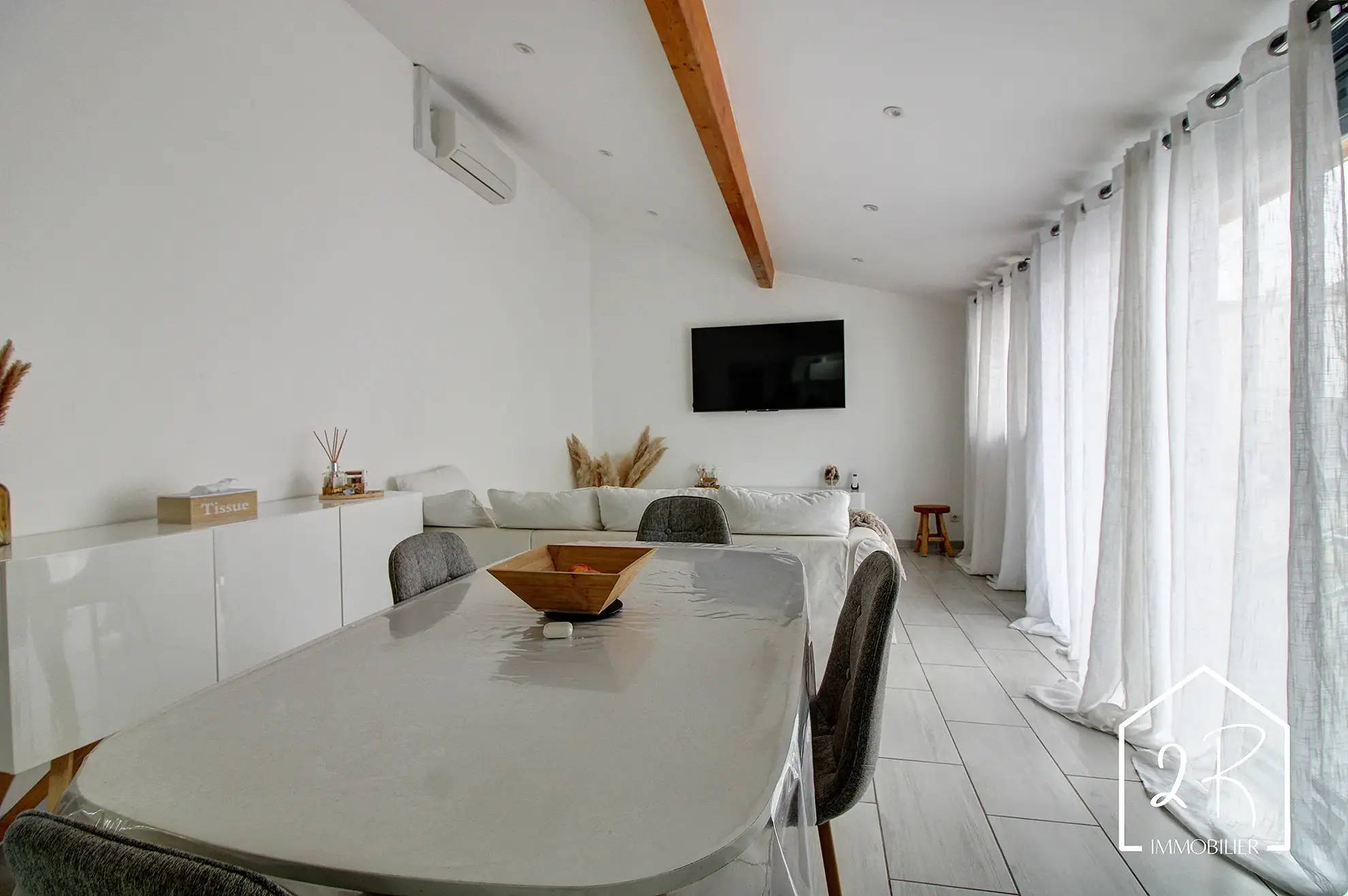 Maison de 65 m² avec piscine et terrasse à Chasse-sur-Rhône 