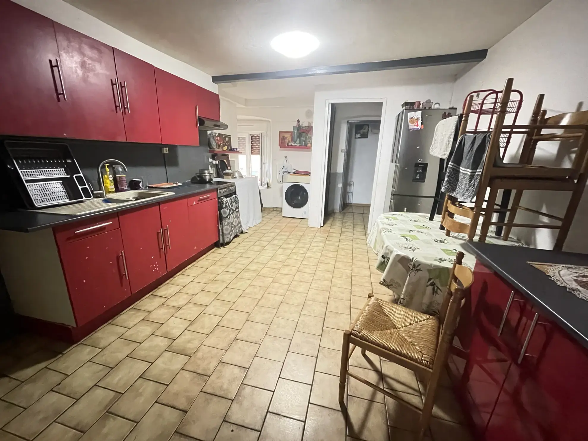 Appartement F3 de 82 m² avec cour privée à Mulhouse, proximité centre-ville 