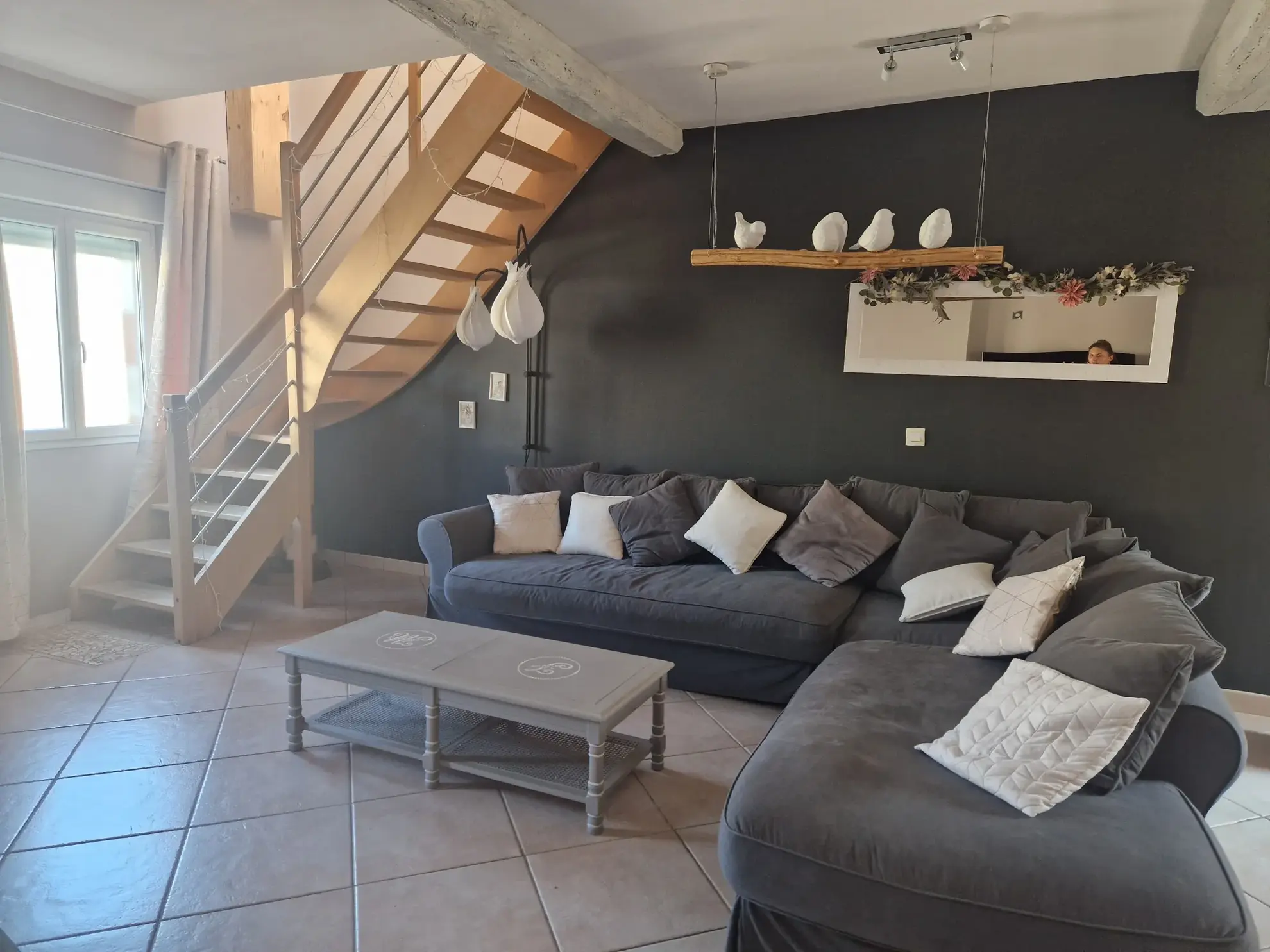 Maison charmante avec jardin et dépendances à Charmoy - 167 m² 