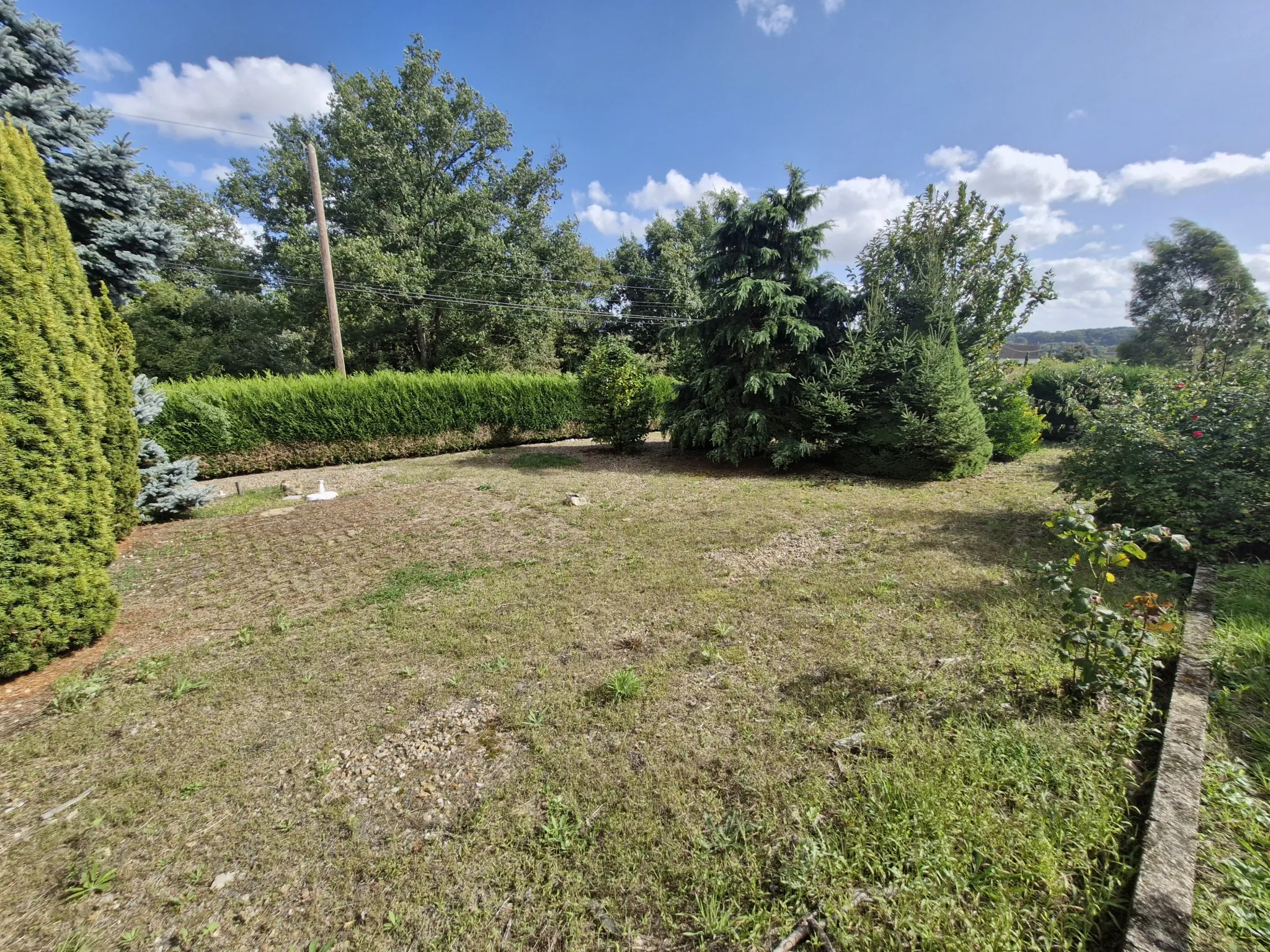 Maison à vendre à Fréteval, 68m², 3 chambres, proche Vendôme 