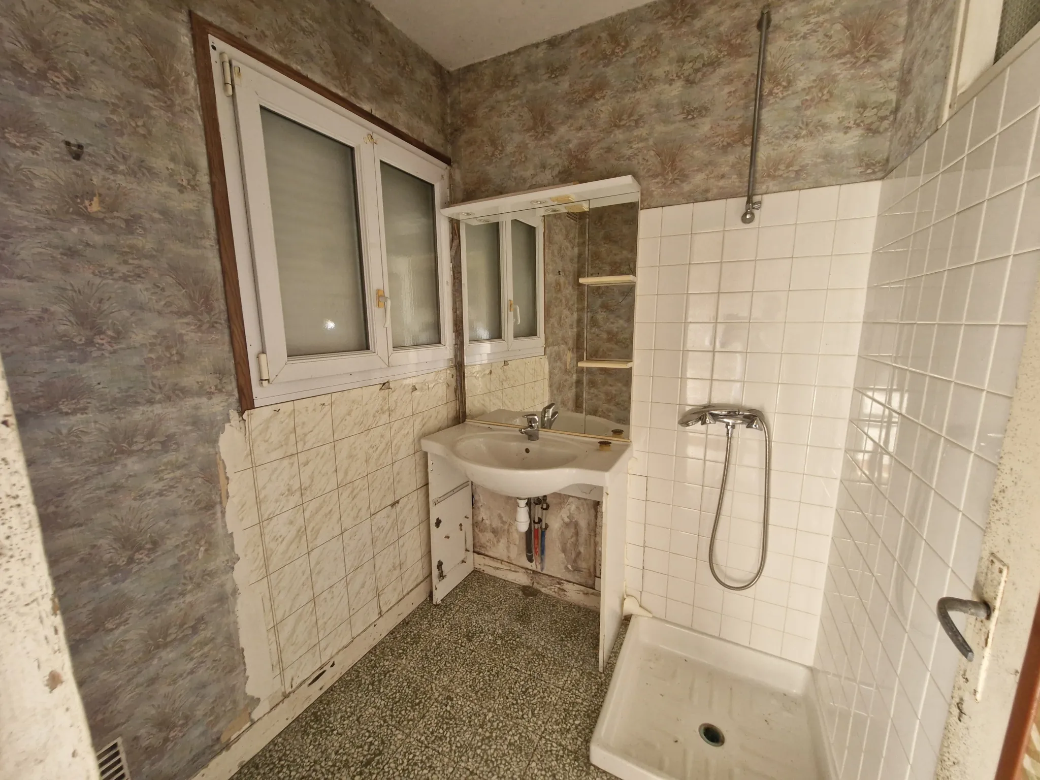 Maison à vendre à Fréteval, 68m², 3 chambres, proche Vendôme 