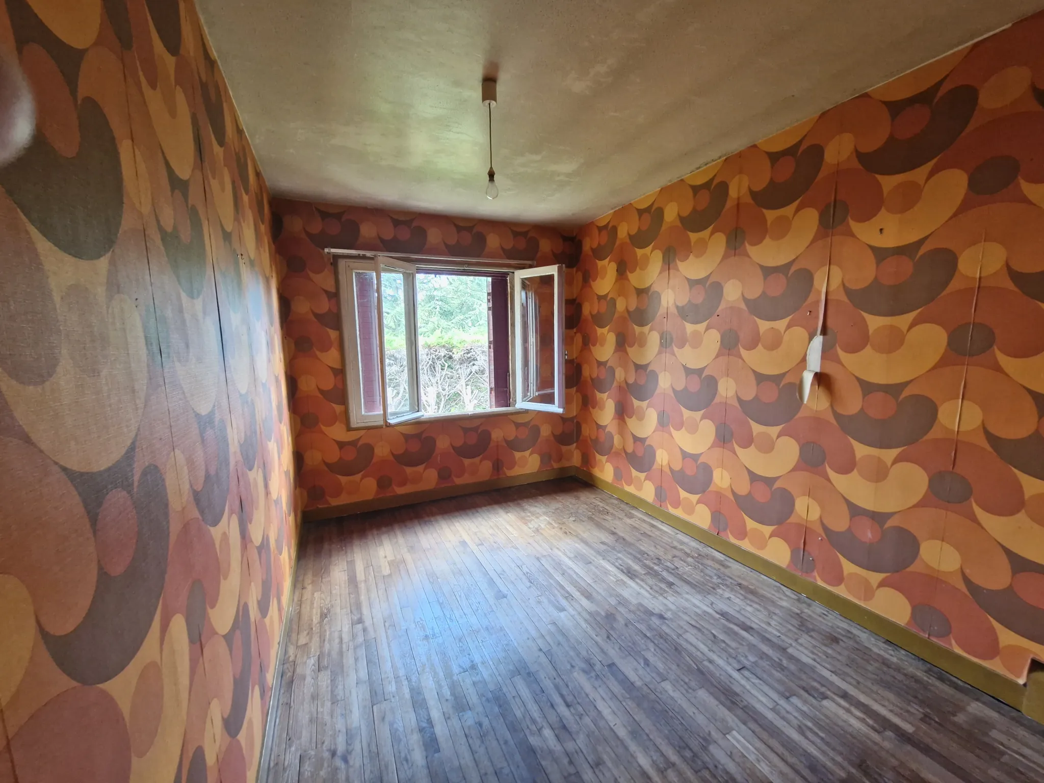 Maison à vendre à Fréteval, 68m², 3 chambres, proche Vendôme 