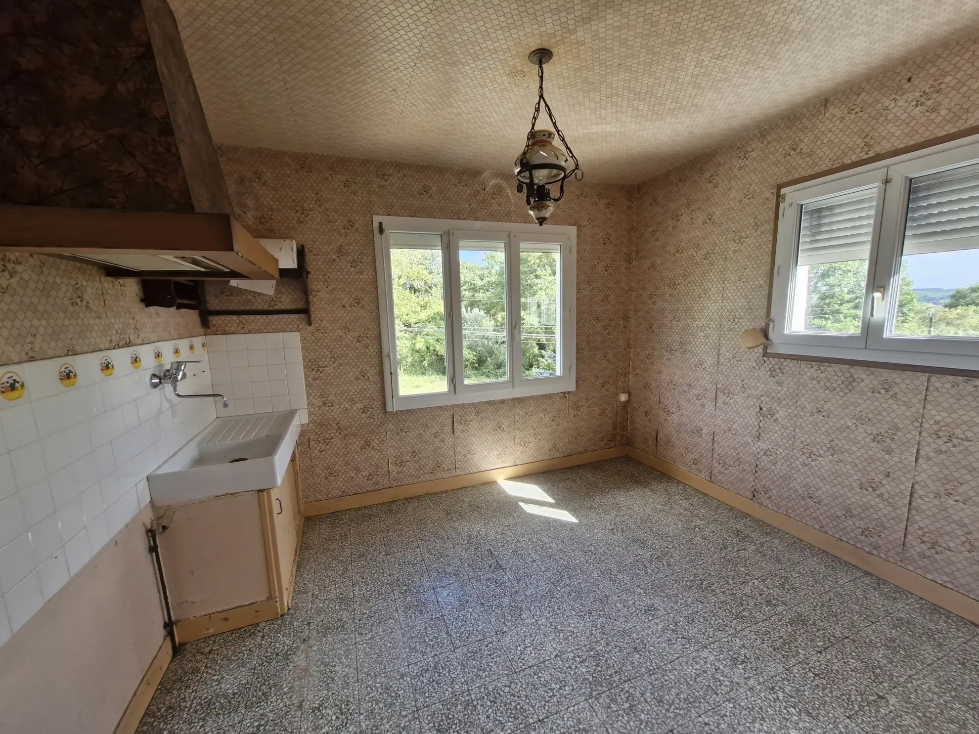 Maison à vendre à Fréteval, 68m², 3 chambres, proche Vendôme 