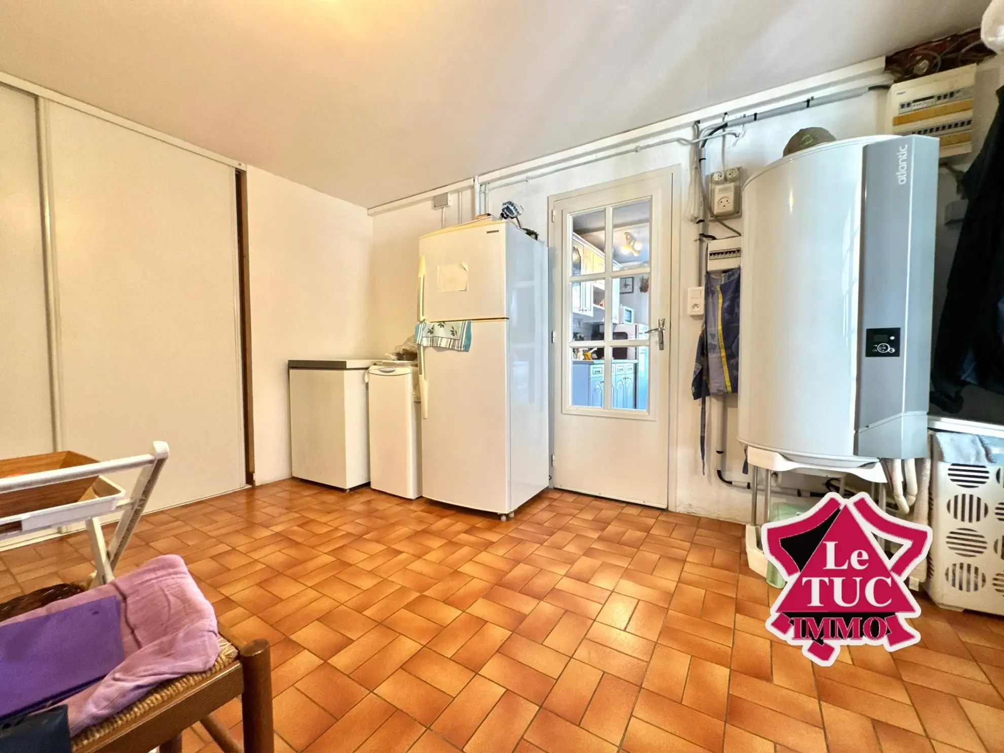 Maison familiale avec double logement et grand terrain à Dausse 