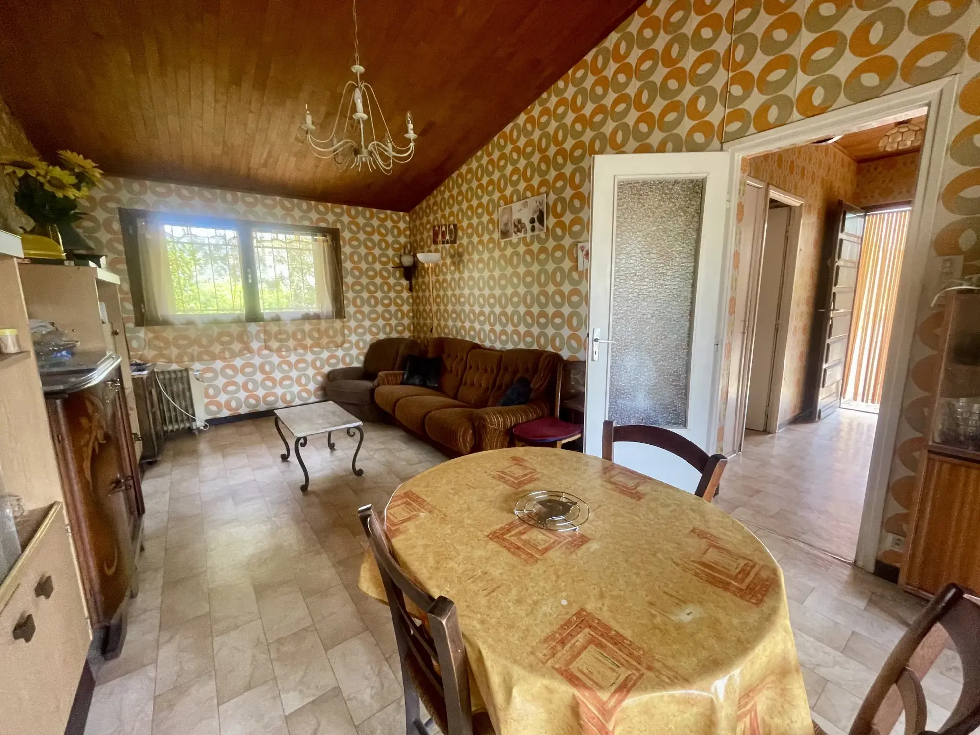 Villa à Vias Plage à 200m de la mer avec dépendance et grand terrain 