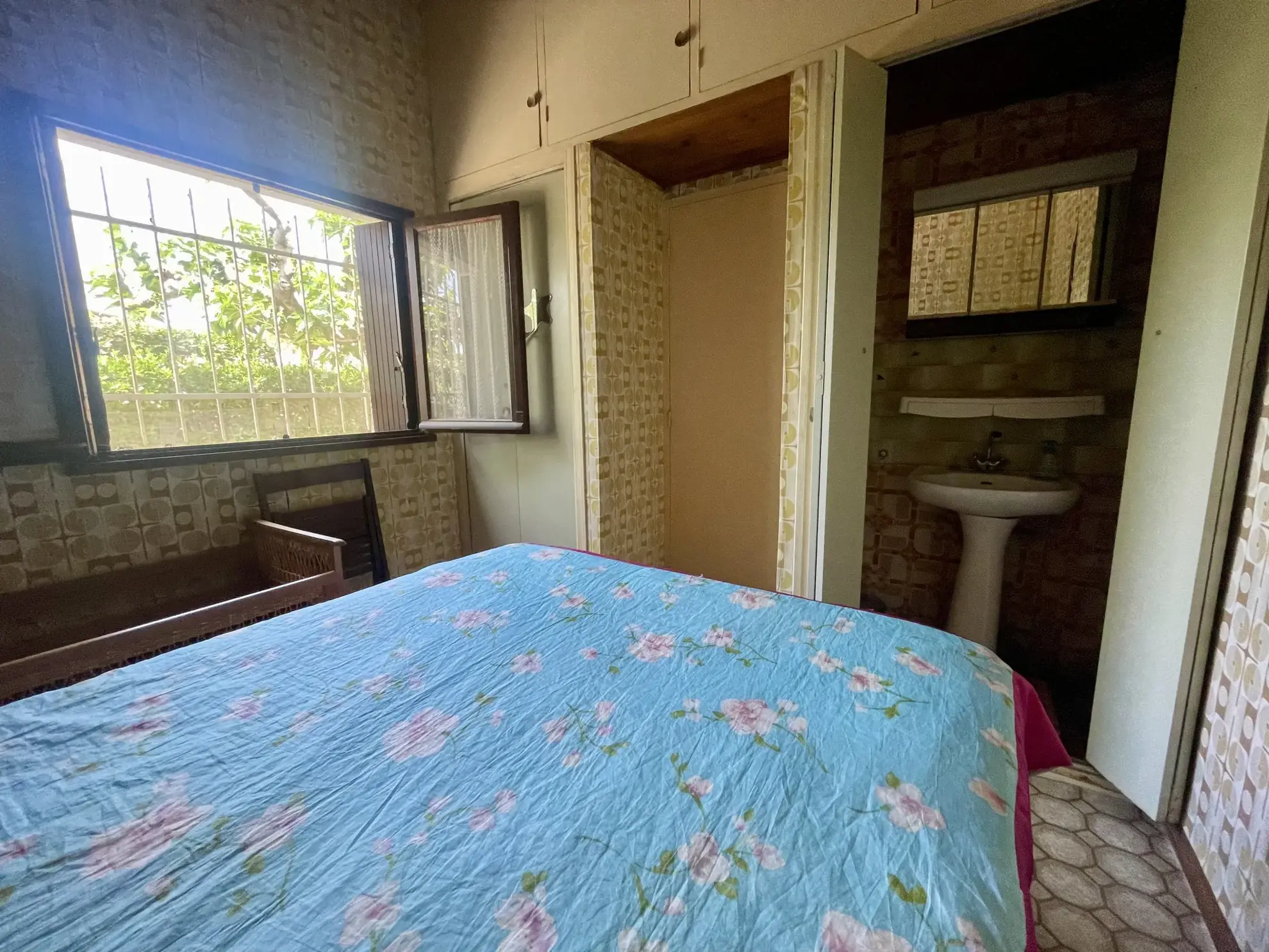 Villa à Vias Plage à 200m de la mer avec dépendance et grand terrain 