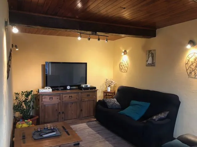 Maison de village à Vauban de 150 m² avec jardin et parking, libre en 2025 