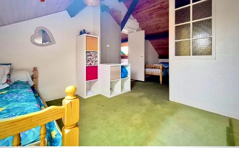 Maison familiale avec jardin et terrasse à Vichy - 145 m² 