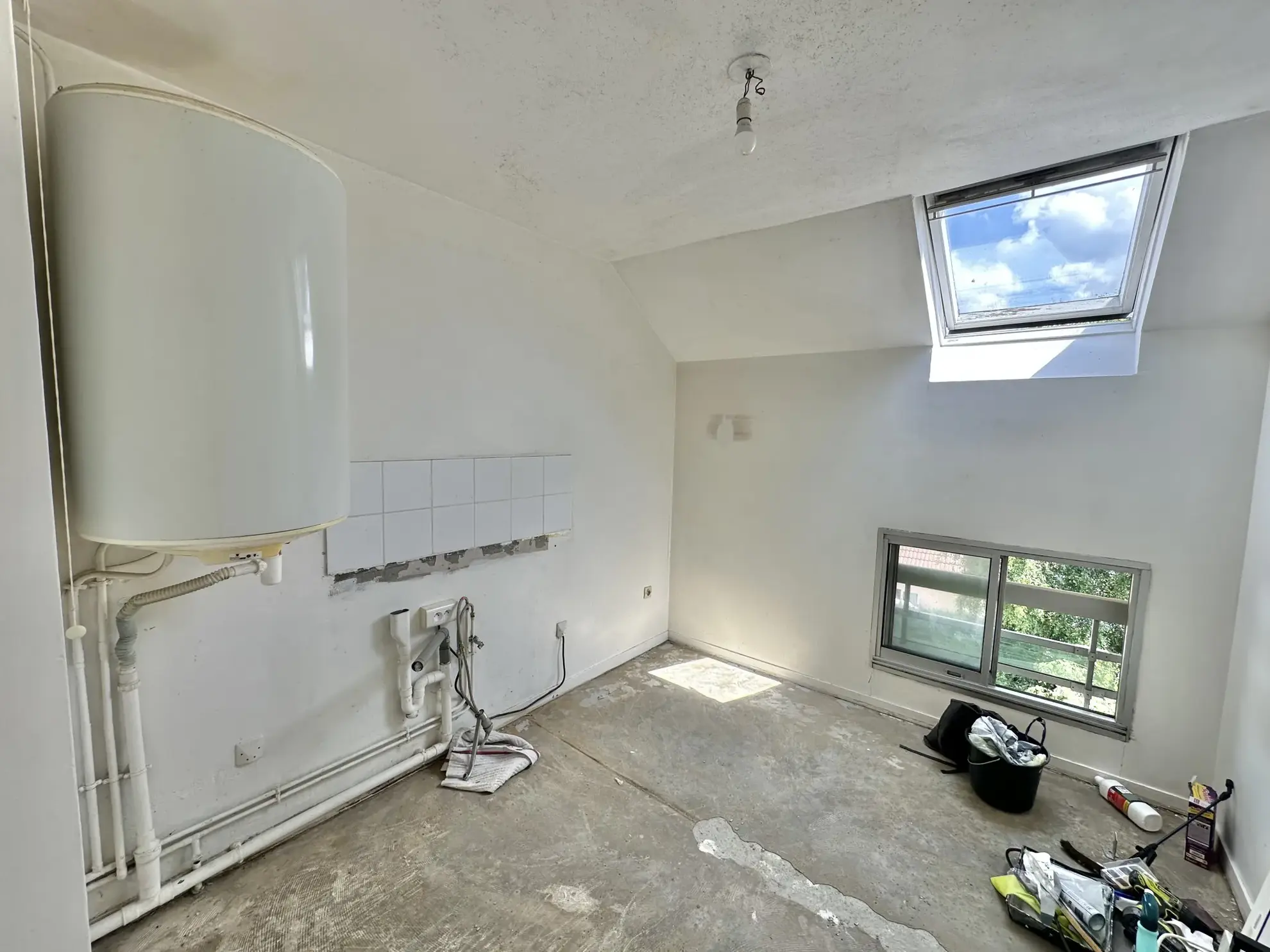 Studio à rénover à Le Mesnil-Esnard - Opportunité d'investissement 