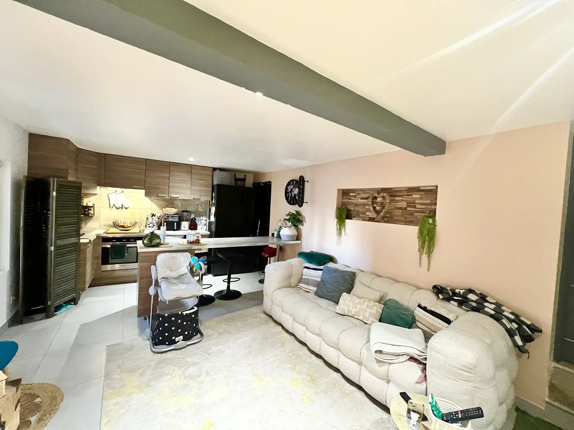 Appartement T3 de 53 m² à Trans-en-Provence proche commodités 