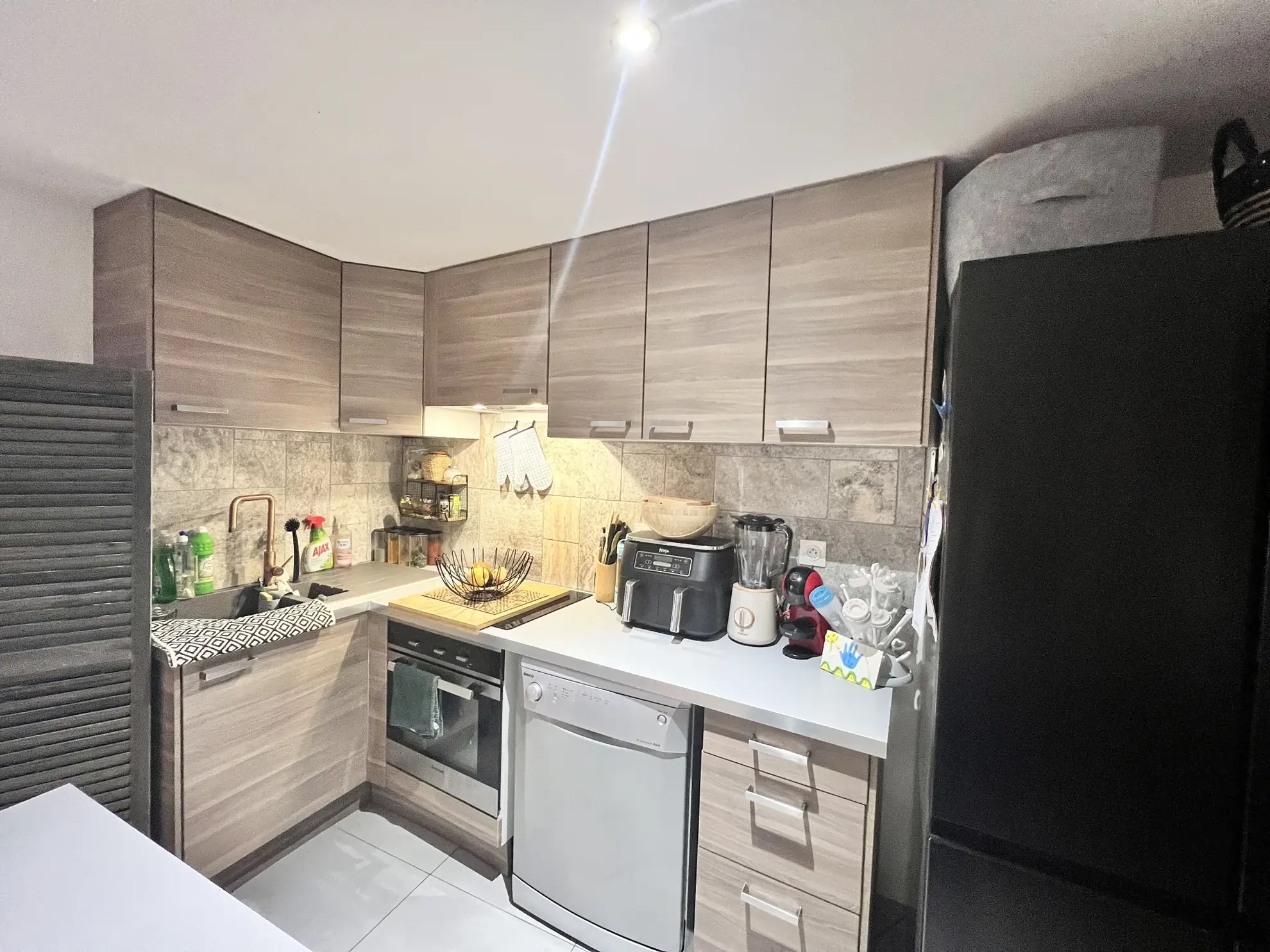 Appartement T3 de 53 m² à Trans-en-Provence proche commodités 