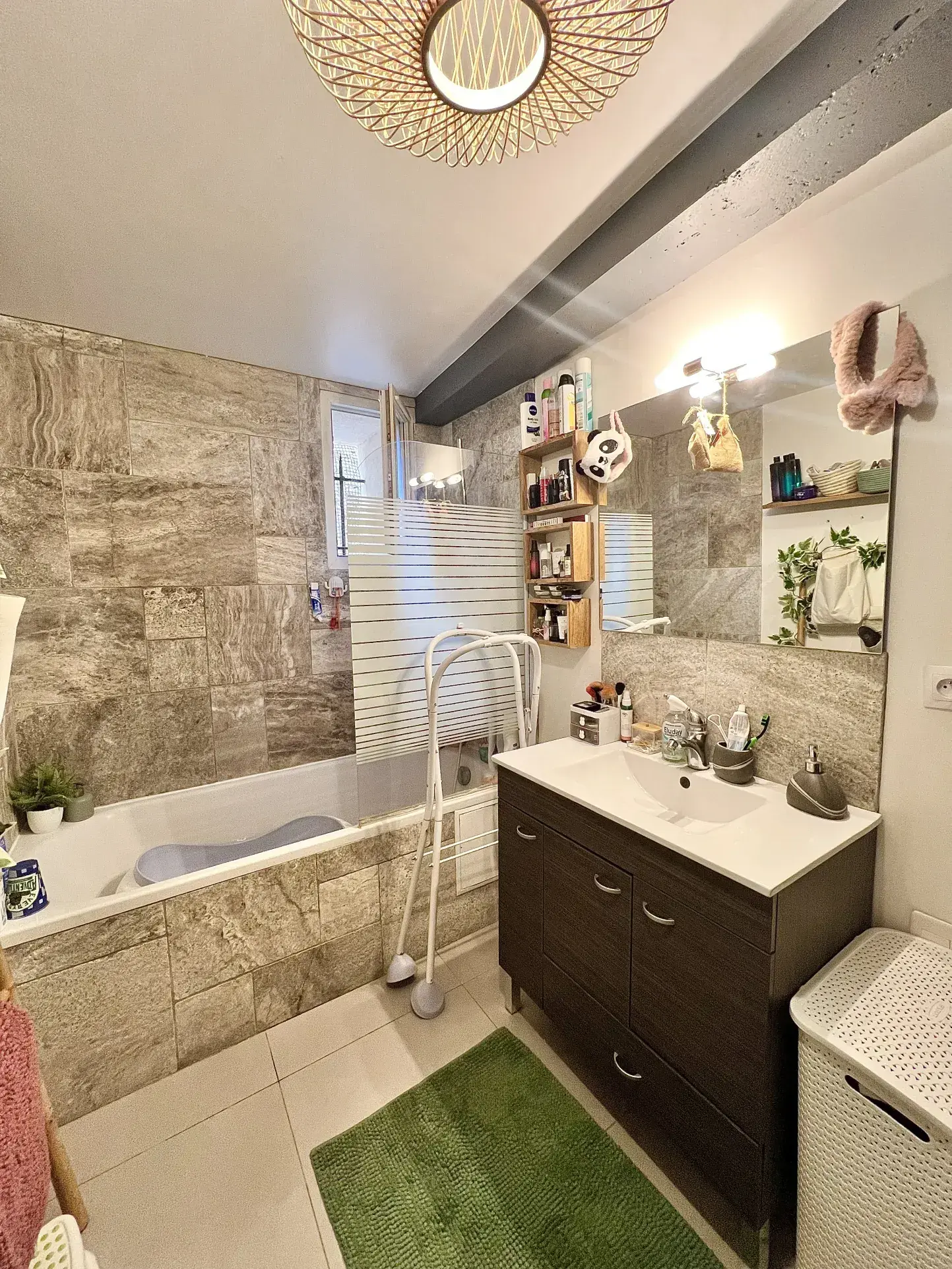 Appartement T3 de 53 m² à Trans-en-Provence proche commodités 