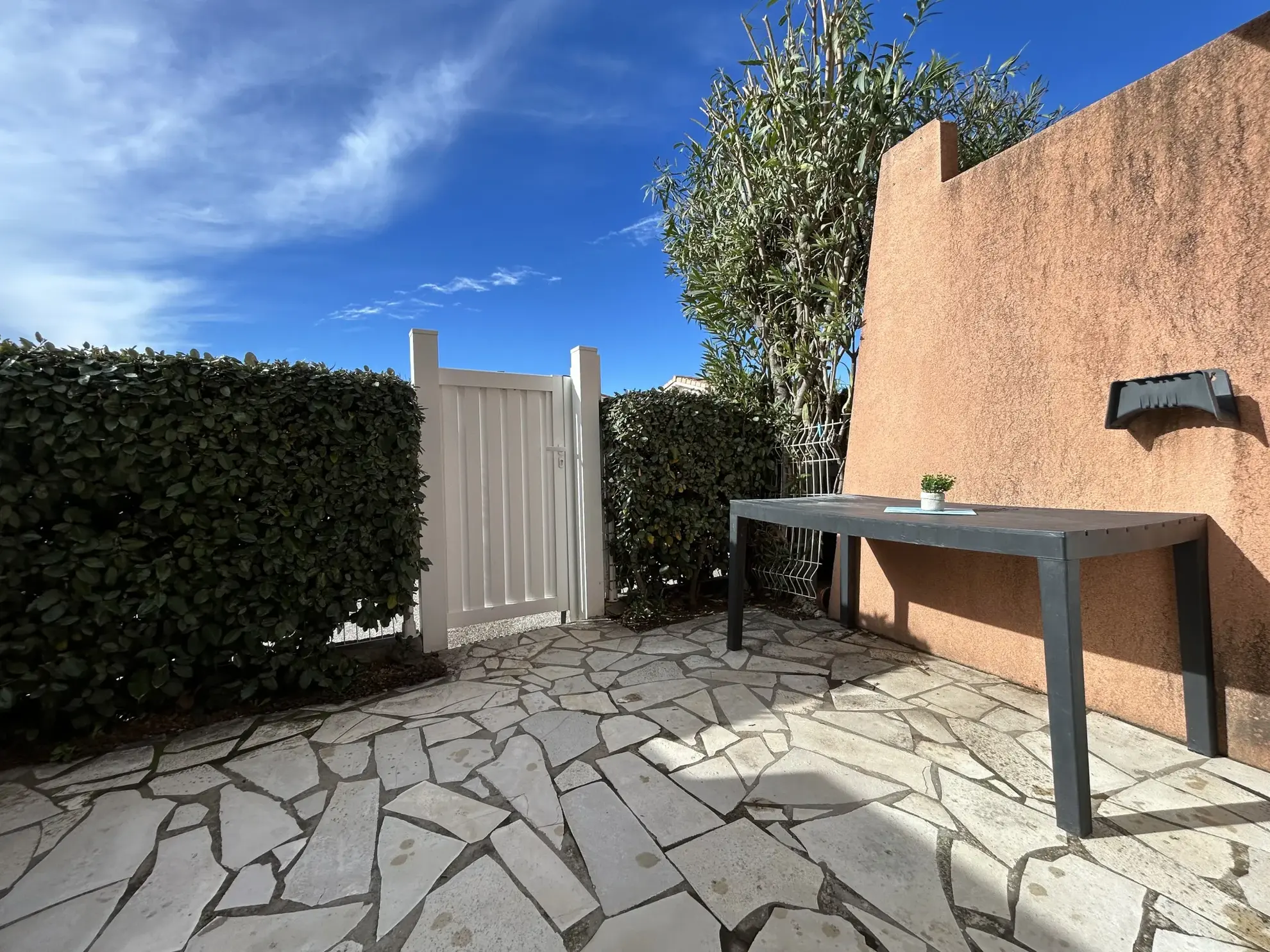 Maison T3 meublée avec terrasse et garage à Frontignan Plage 