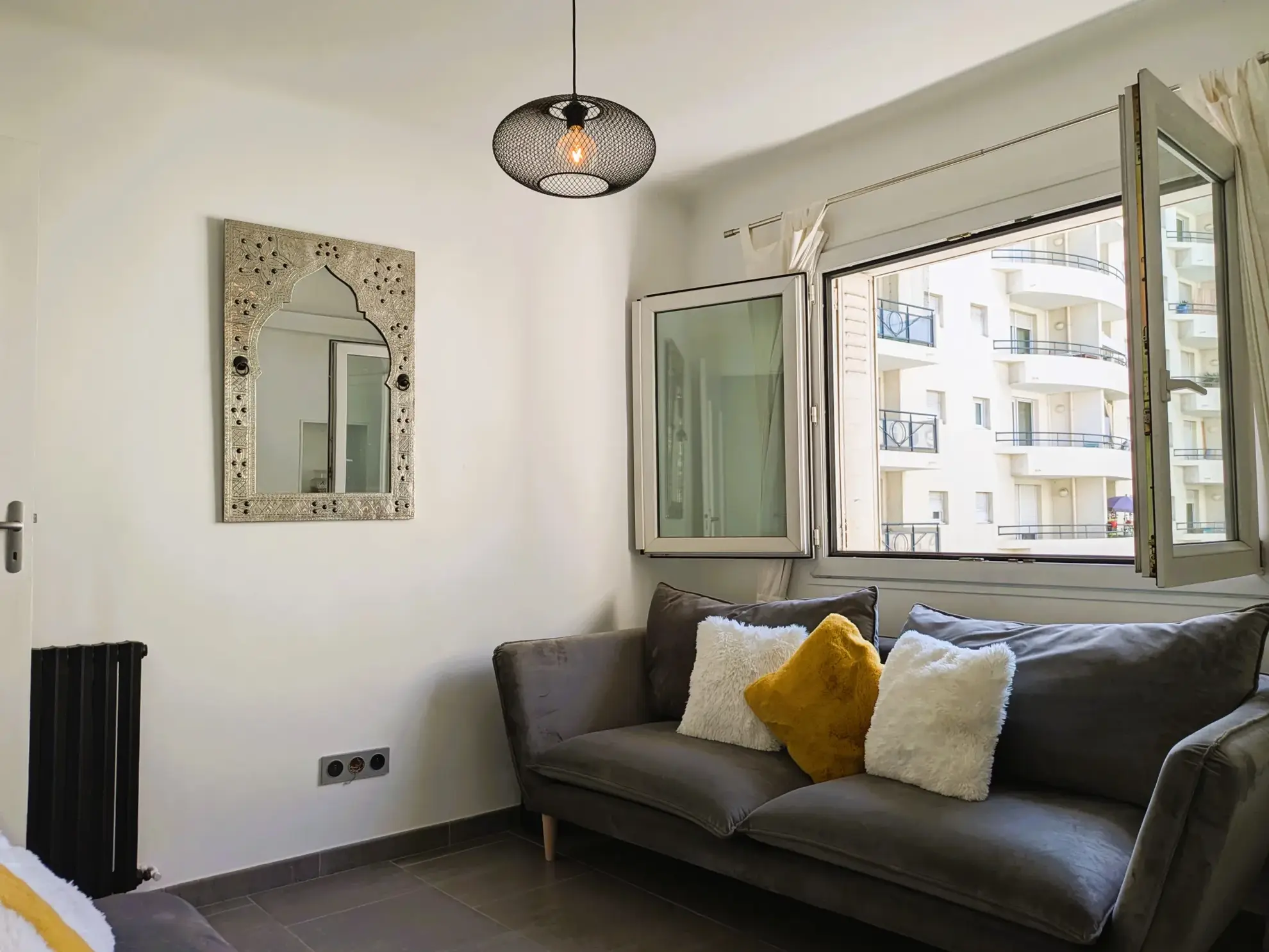 Appartement T3/T4 avec balcon et parking à Marseille Baille-Timone 
