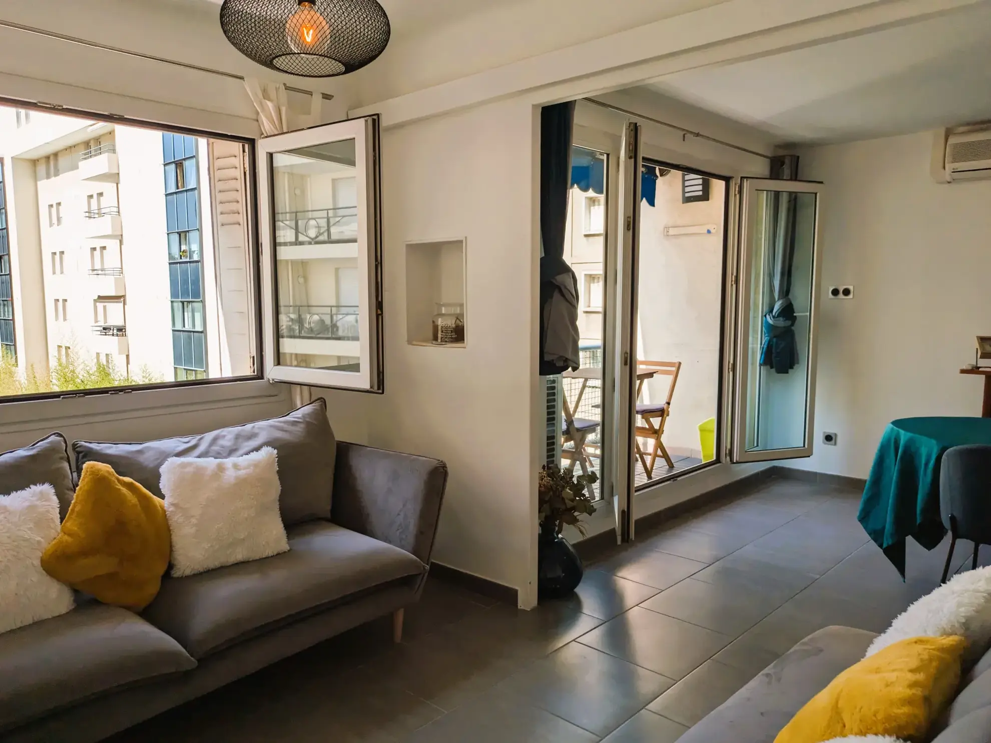 Appartement T3/T4 avec balcon et parking à Marseille Baille-Timone 