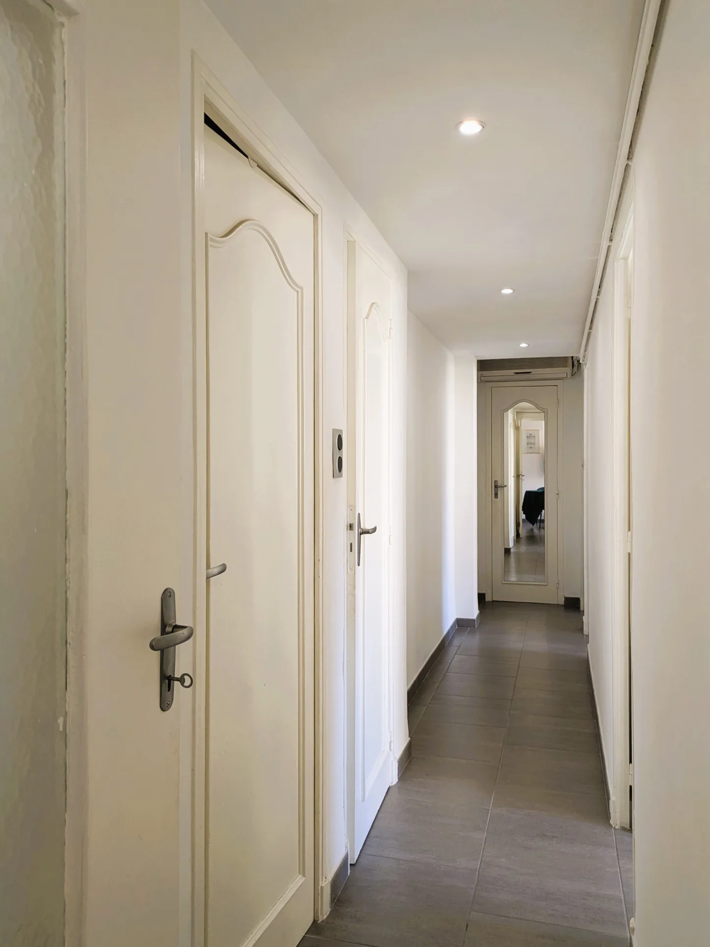 Appartement T3/T4 avec balcon et parking à Marseille Baille-Timone 