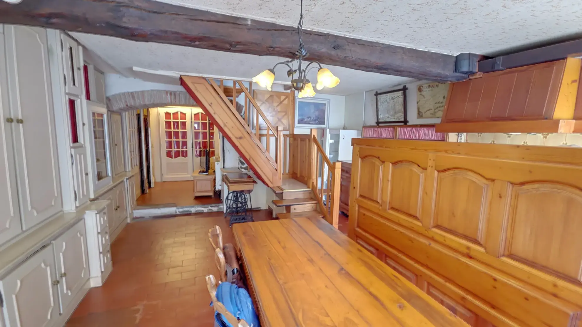 Maison de village à Céret - 75 m², 3 niveaux, rue calme 