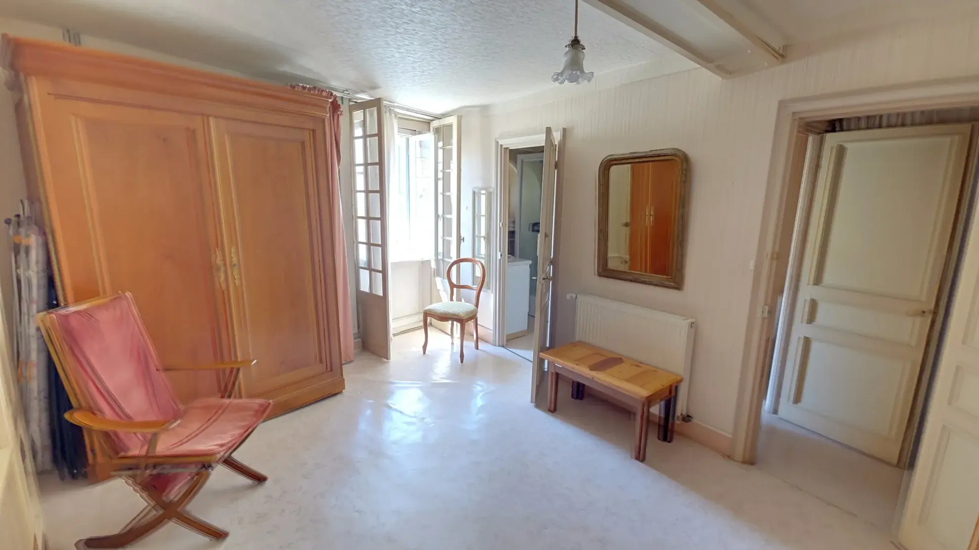 Maison de village à Céret - 75 m², 3 niveaux, rue calme 