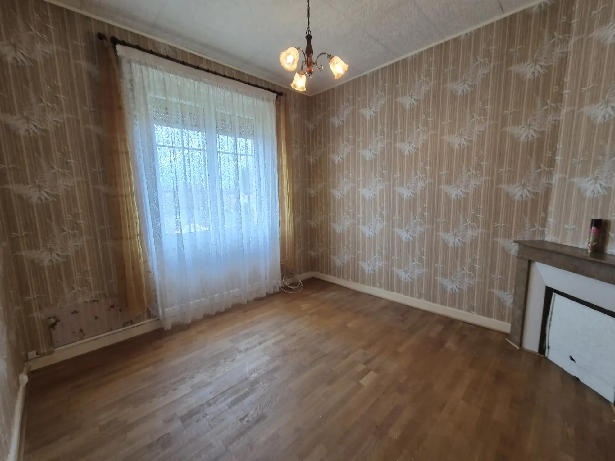 Maison à vendre de 74m² à Marnaval, 2 chambres, jardin, garage en exclusivité 