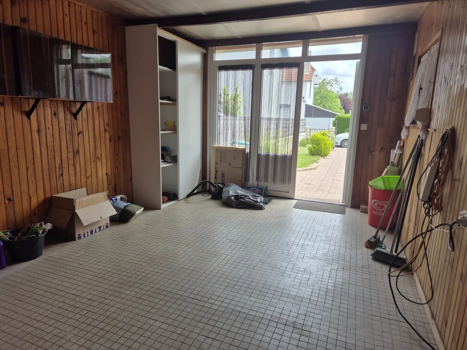 Maison à vendre de 74m² à Marnaval, 2 chambres, jardin, garage en exclusivité 