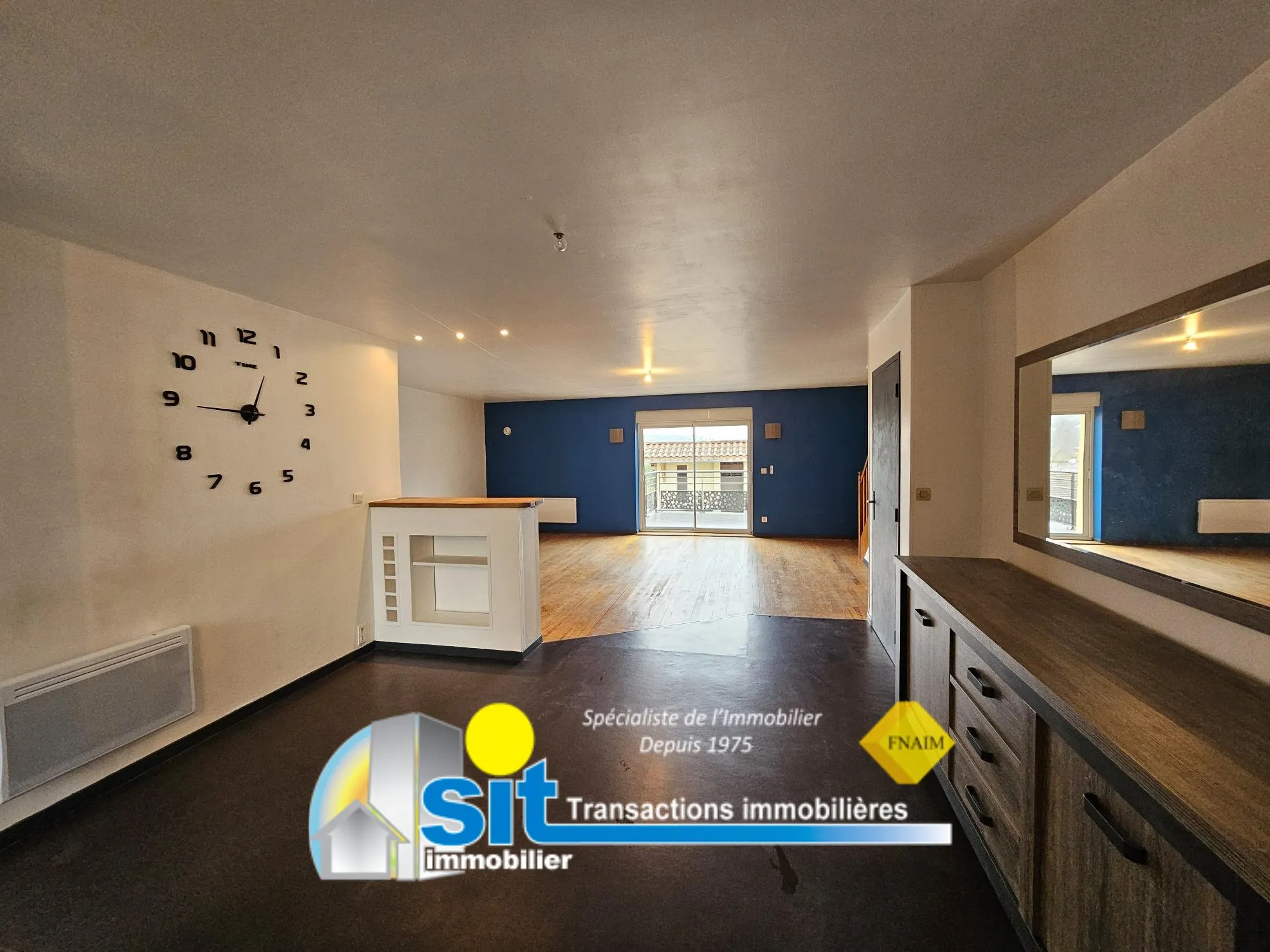 Maison de village rénovée avec studio indépendant à Les Côtes d’Arey, Vienne 