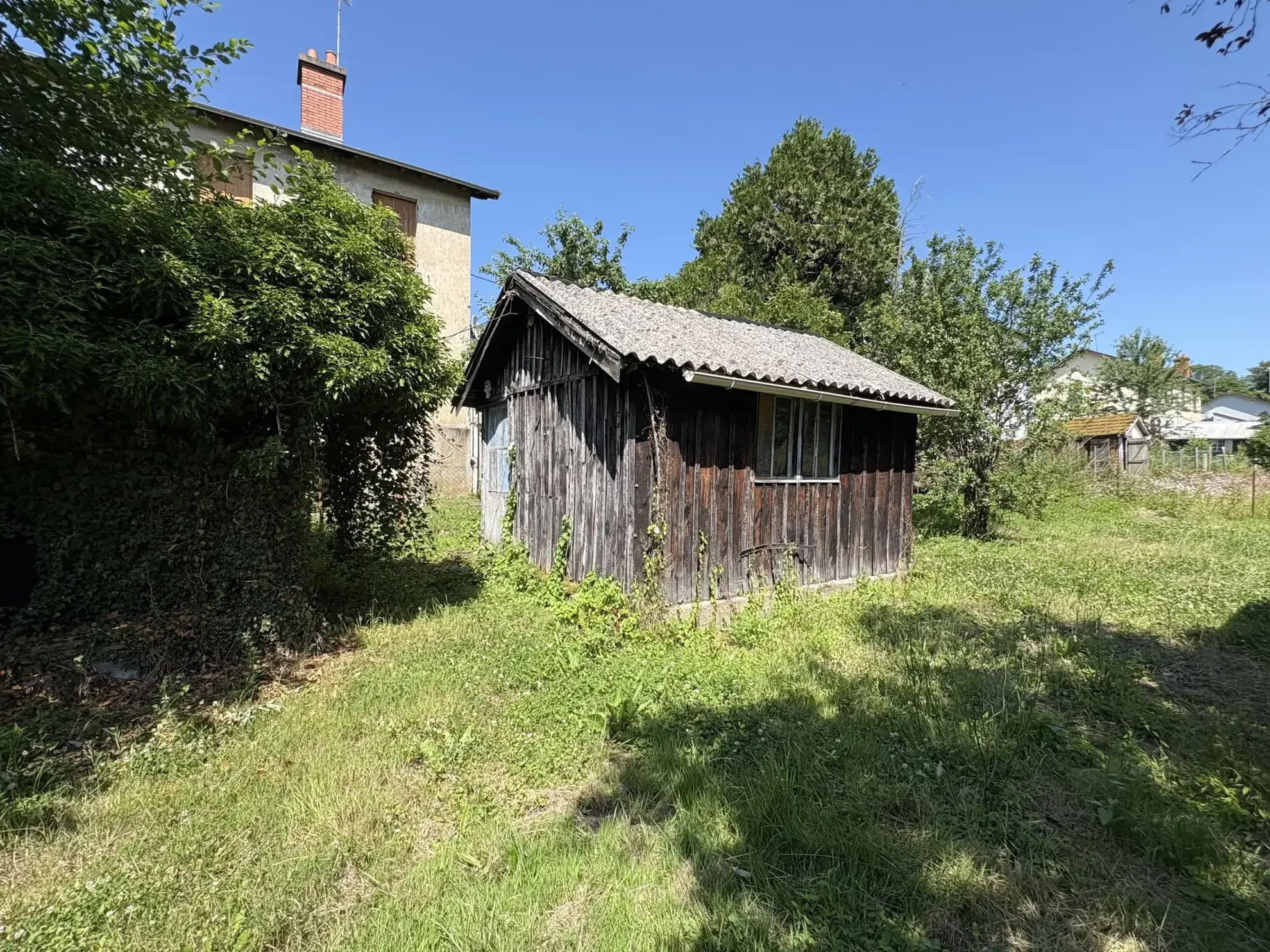 Appartement T2 à La Machine avec cave, terrain et potentiel de construction 