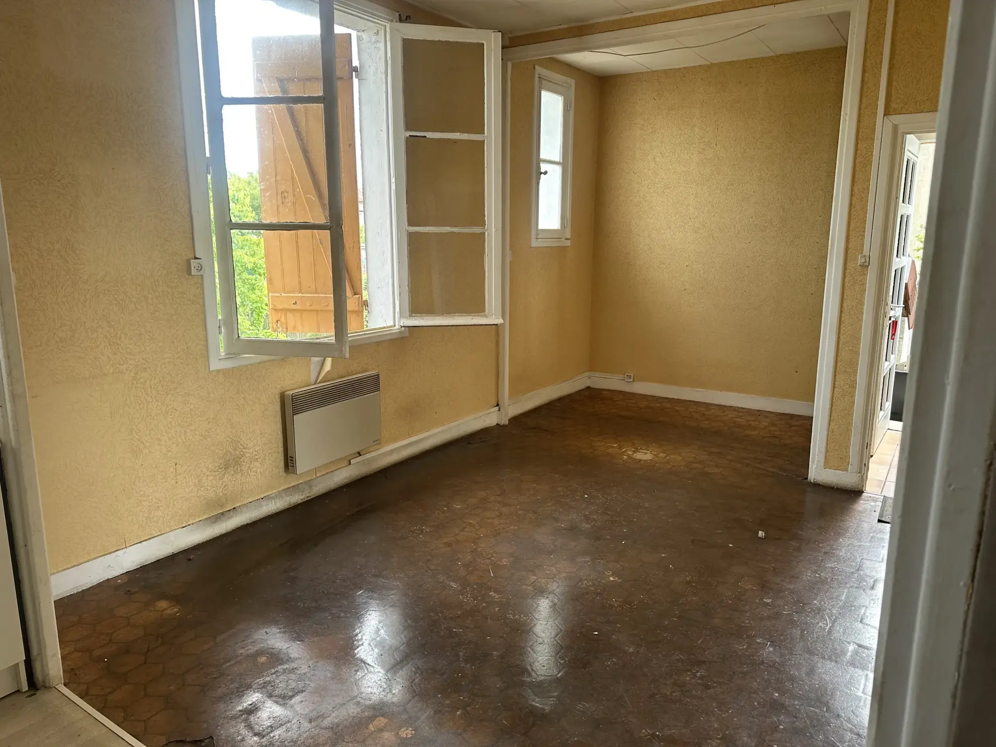 Appartement T2 à La Machine avec cave, terrain et potentiel de construction 