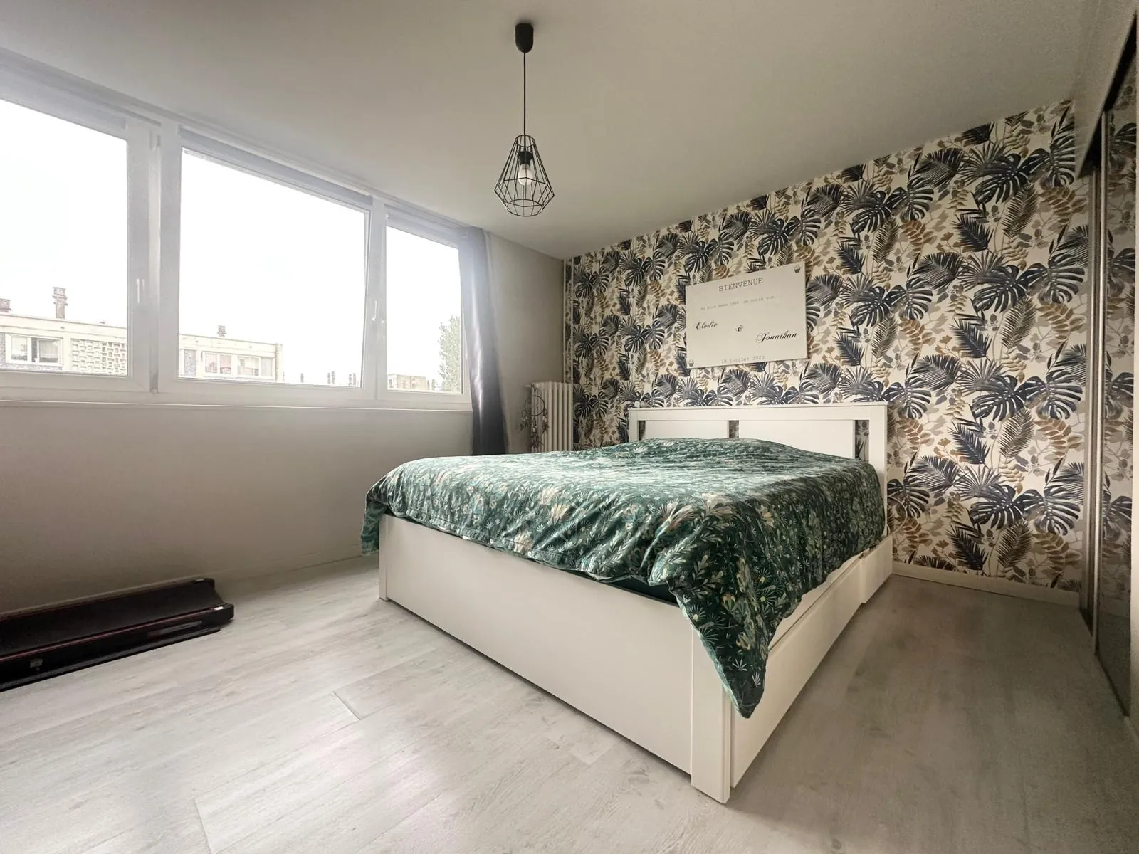 Appartement rénové de 68 m² avec balcon et parking à Boulogne-sur-Mer 