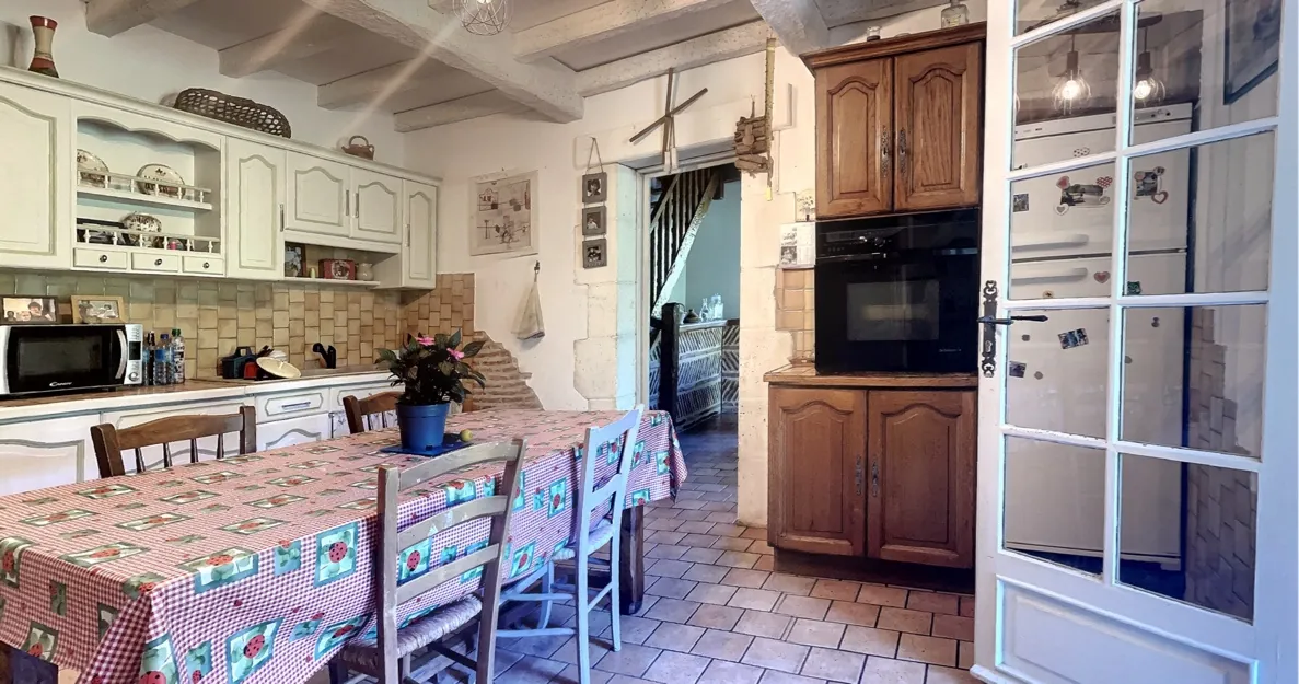 Maison de campagne à vendre entre Périgueux et Bergerac dans le Périgord 