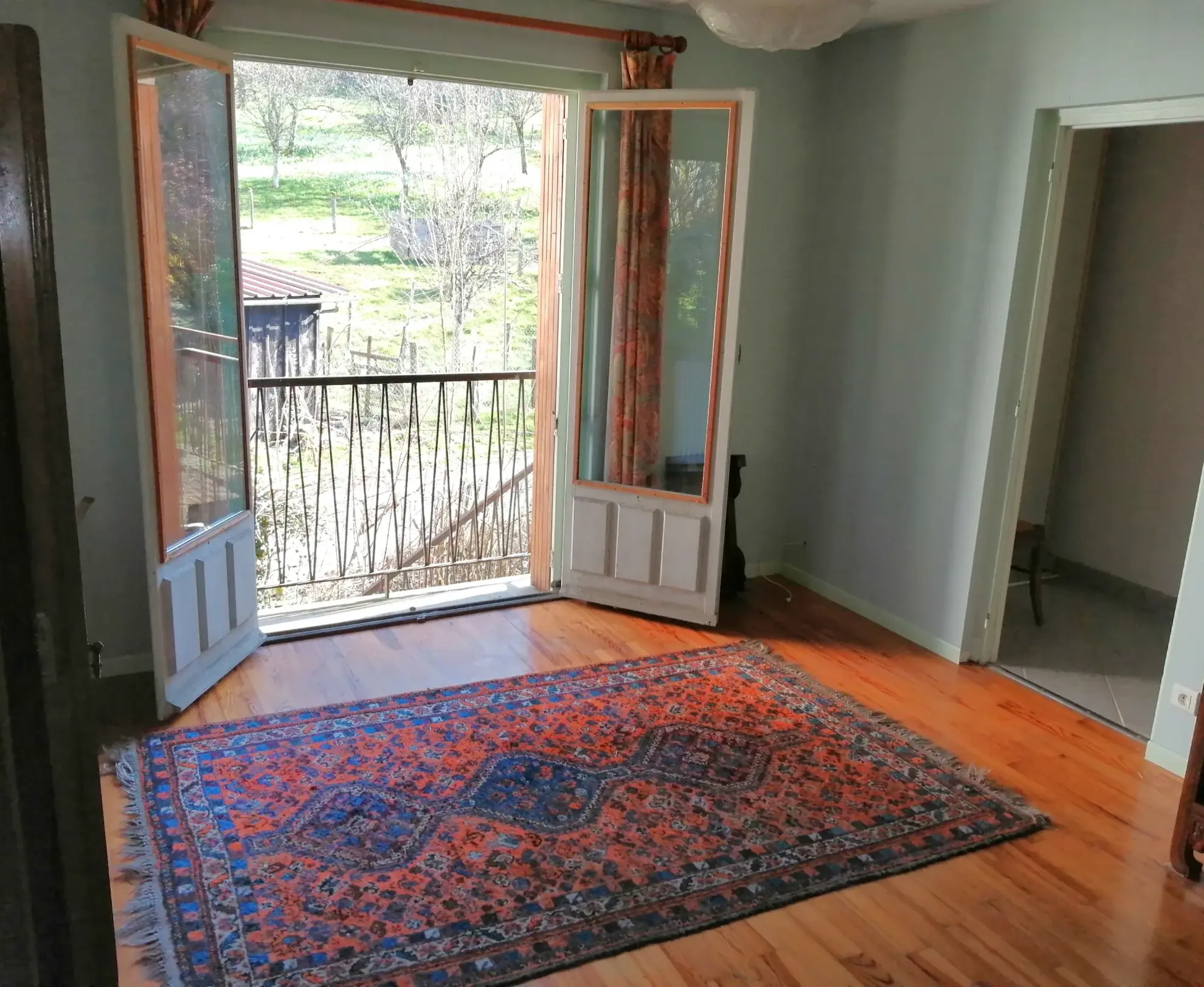 Spacieuse maison de 255 m² avec terrain de 10 ares à Baume-les-Dames 