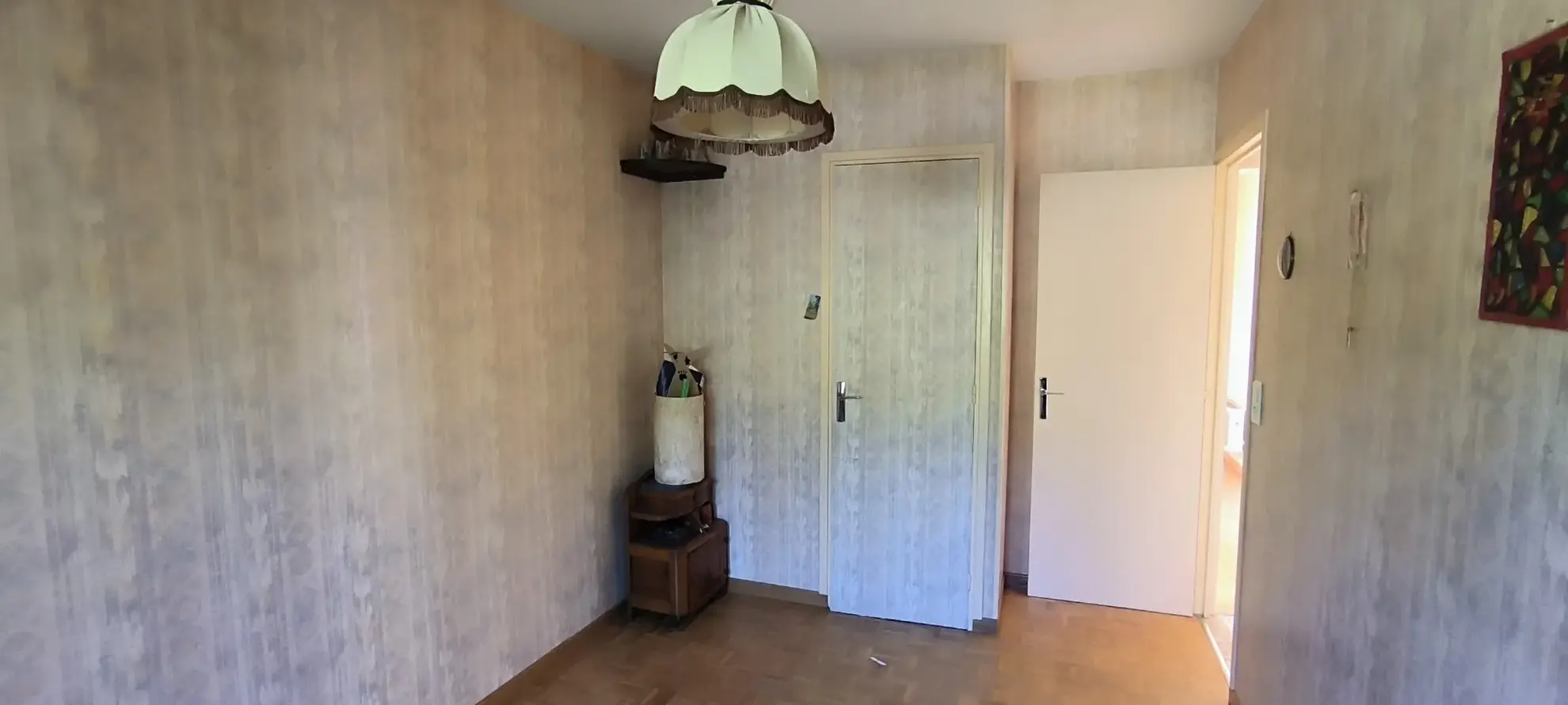 Maison 140 m² avec vue dégagée et jardin arboré à Clairvaux d’Aveyron 