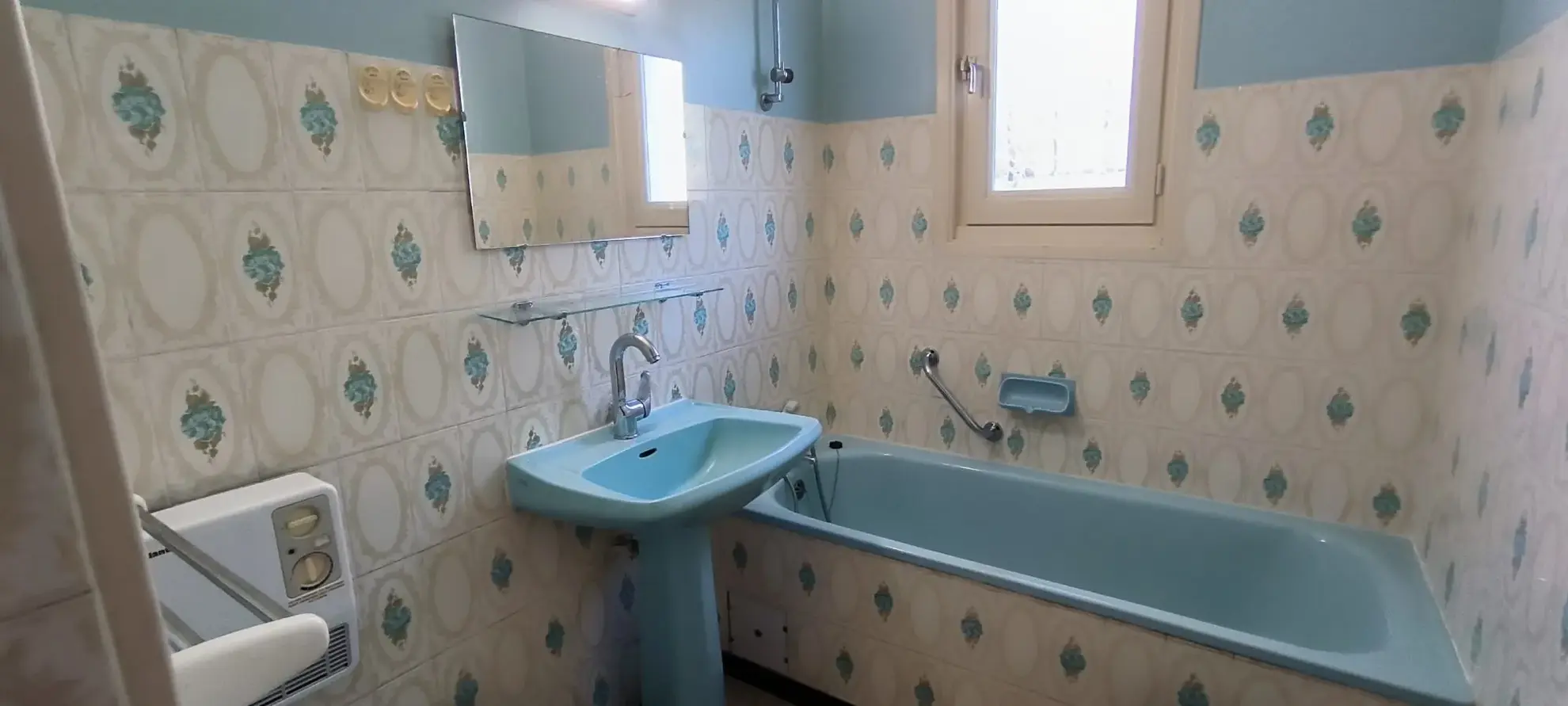 Maison 140 m² avec vue dégagée et jardin arboré à Clairvaux d’Aveyron 