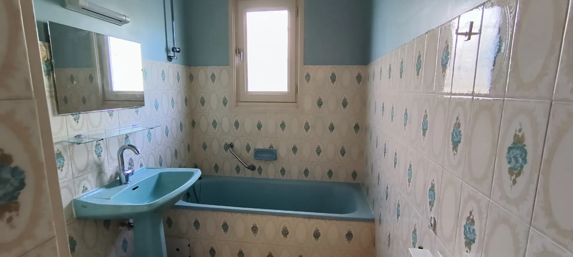 Maison 140 m² avec vue dégagée et jardin arboré à Clairvaux d’Aveyron 