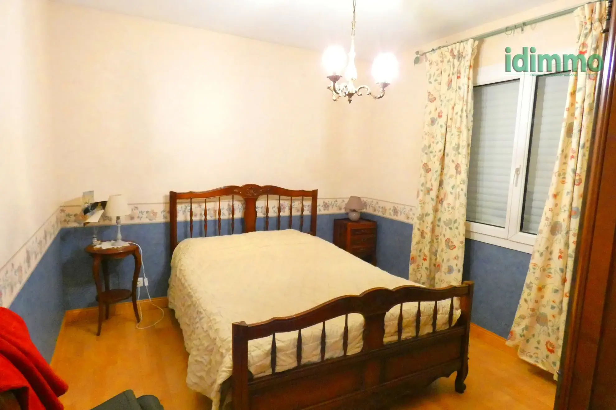 Maison de plain-pied à Aurillac proche centre-ville avec garage et grand terrain 