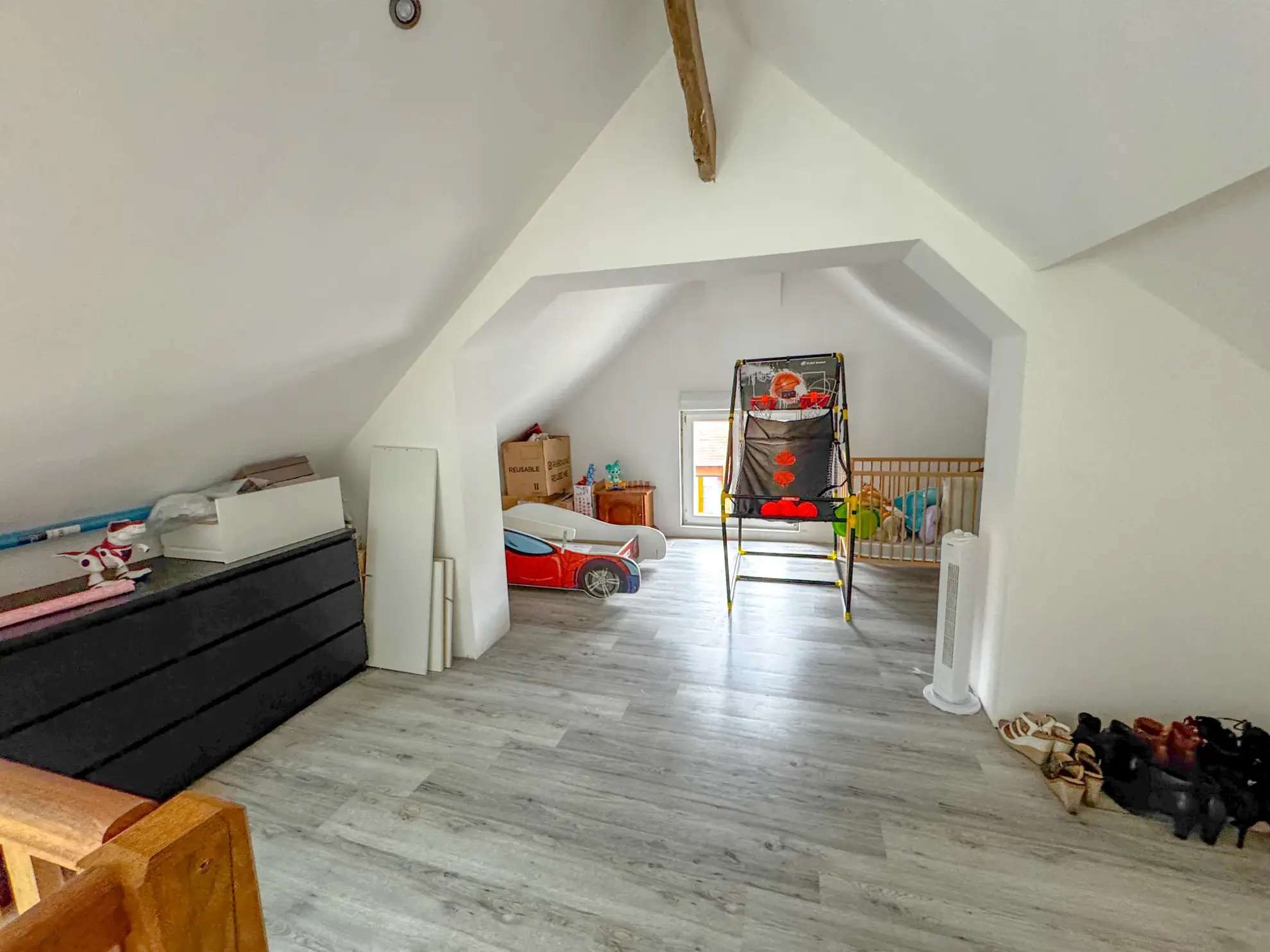 Magnifique longère rénovée à Bellaing — Maison familiale de 102 m² avec jardin 