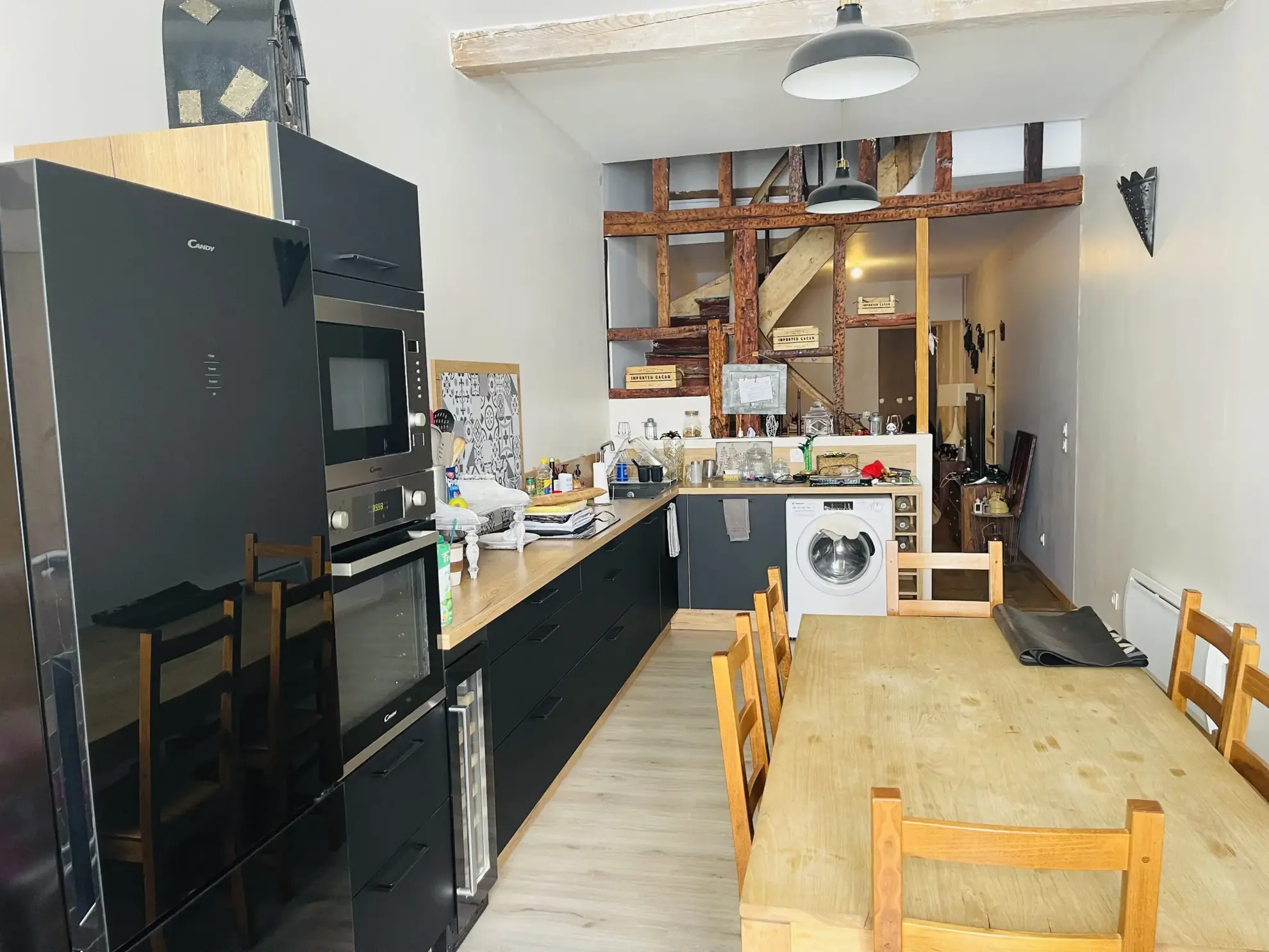 À vendre à Limoux, maison de 128 m² avec local professionnel et terrasse sans vis-à-vis 