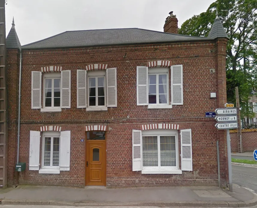 Belle maison à rénover à Oisemont, proche Abbeville, avec jardin et garage