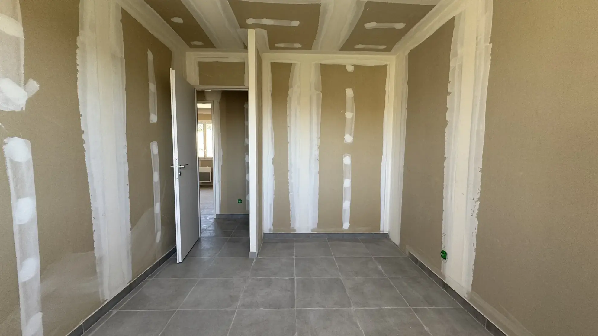 Maison neuve 3 chambres à Bezouce — Constructeur RT2012 2022 