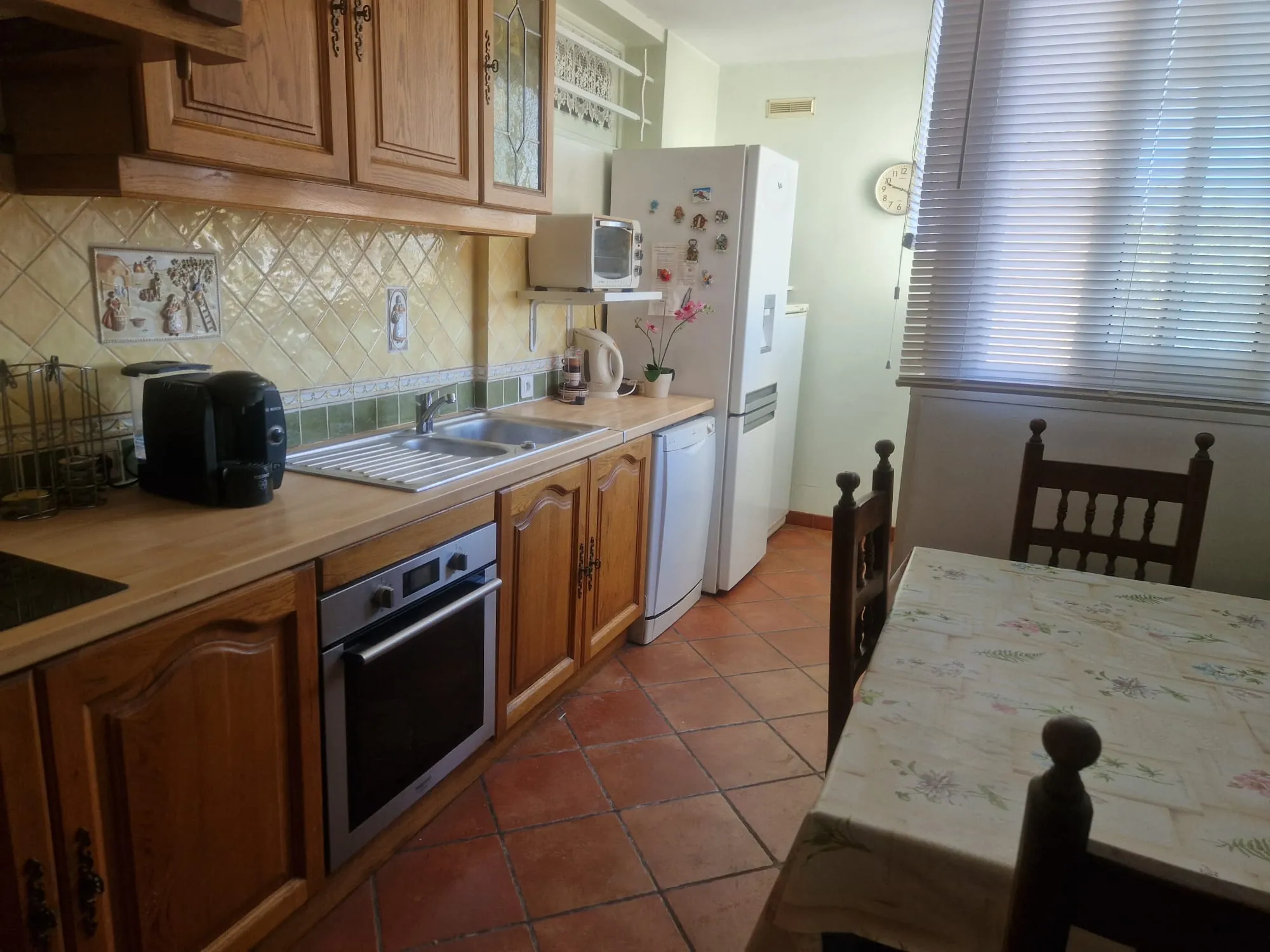 Vente d’un appartement 5 pièces de 85 m² à Marignane dans résidence sécurisée 