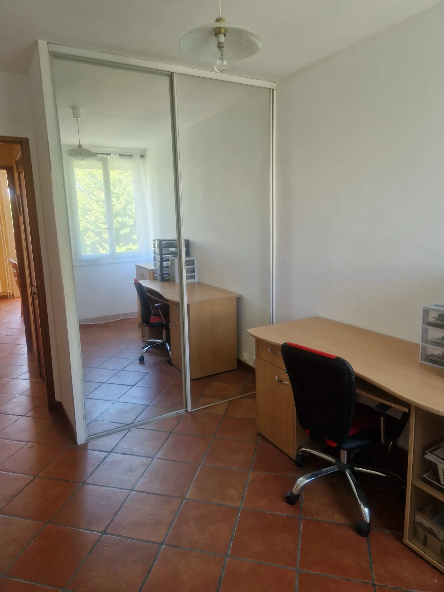 Vente d’un appartement 5 pièces de 85 m² à Marignane dans résidence sécurisée 